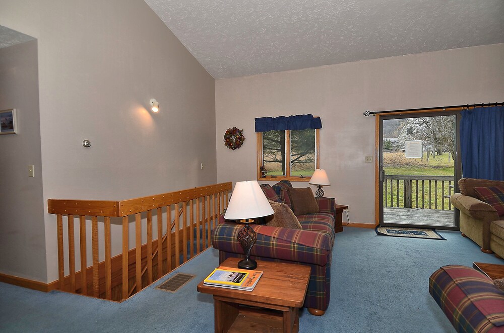 Winterberry Lodge