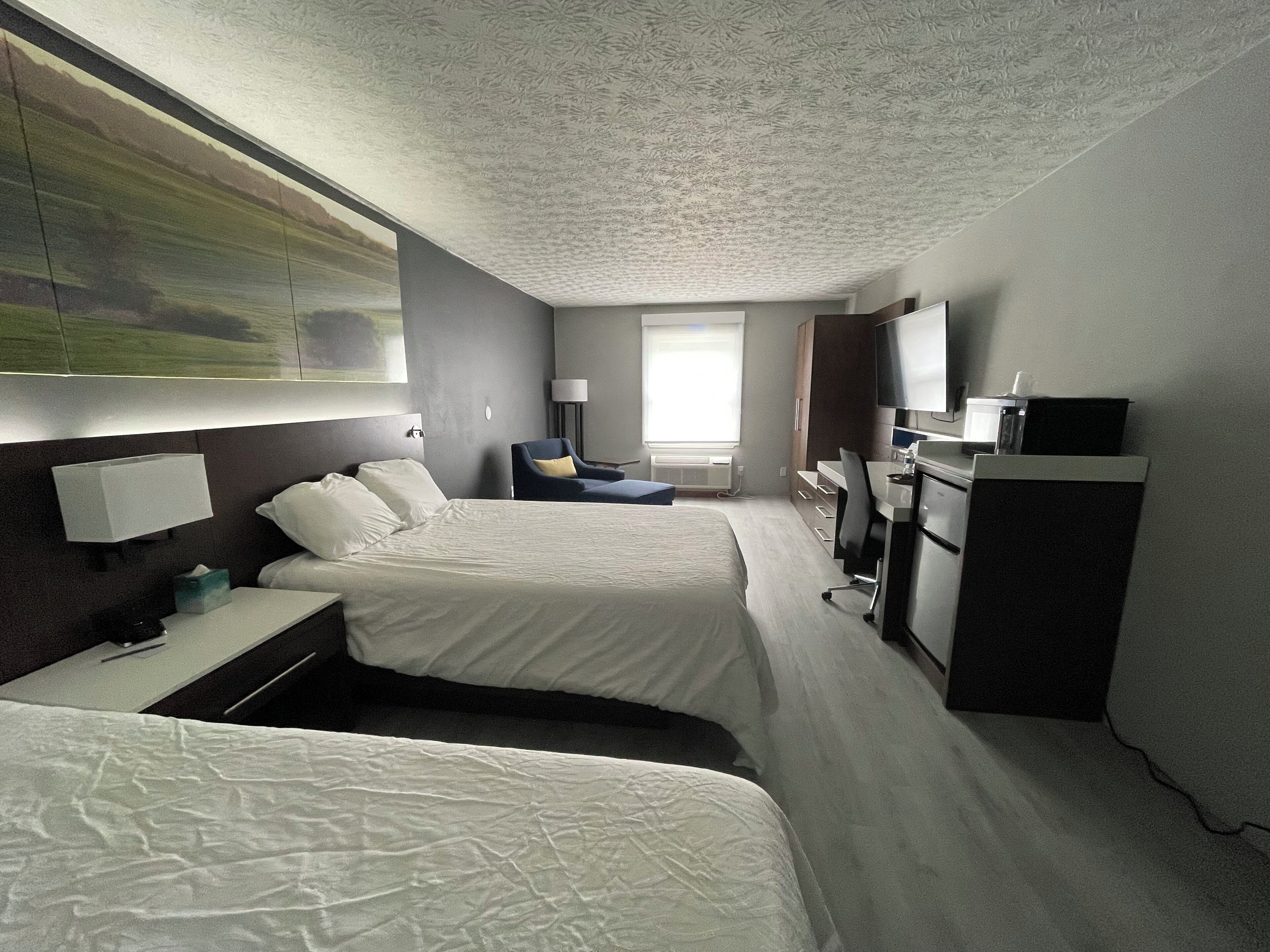 Luxor Inn & Suites, a Travelodge by Wyndham