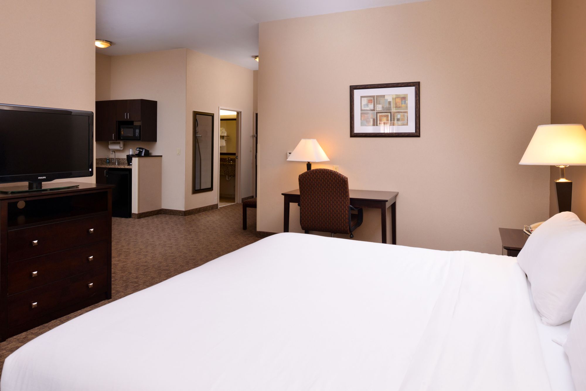 Holiday Inn Express Hotel & Suites Fairmont