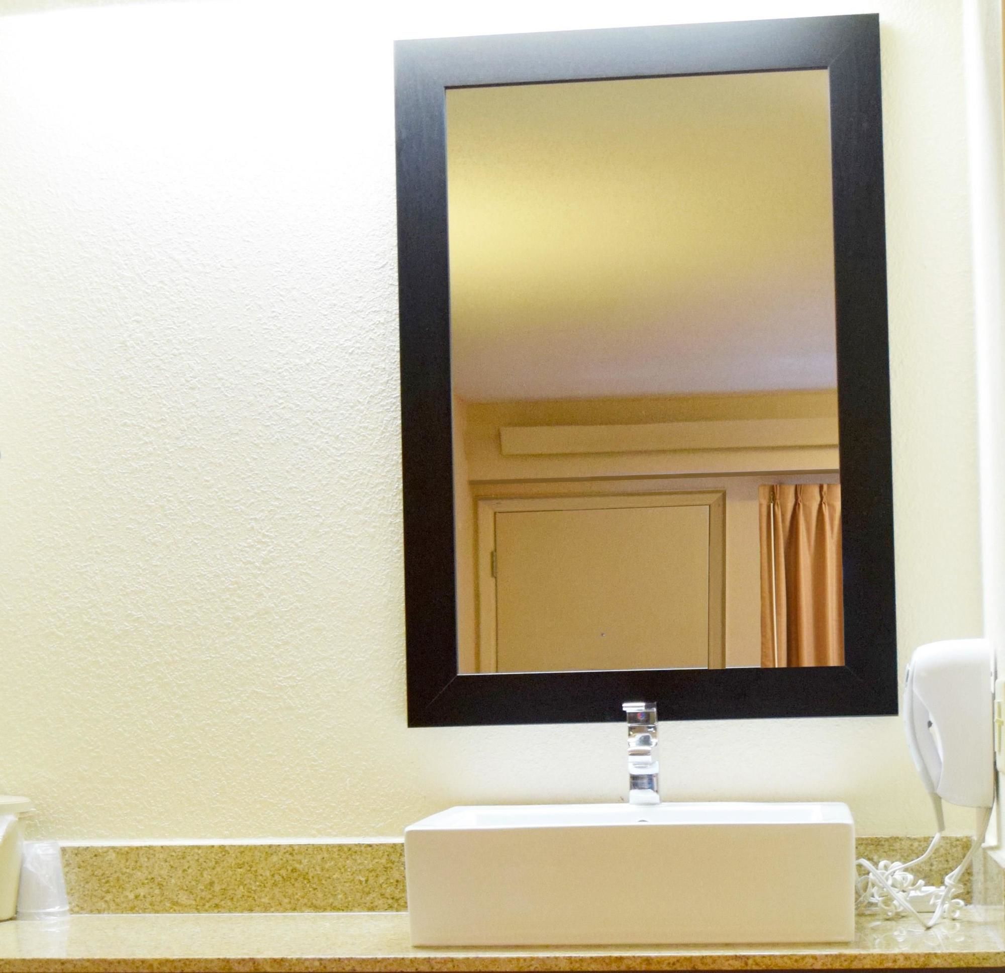 Red Roof Inn Fairmont