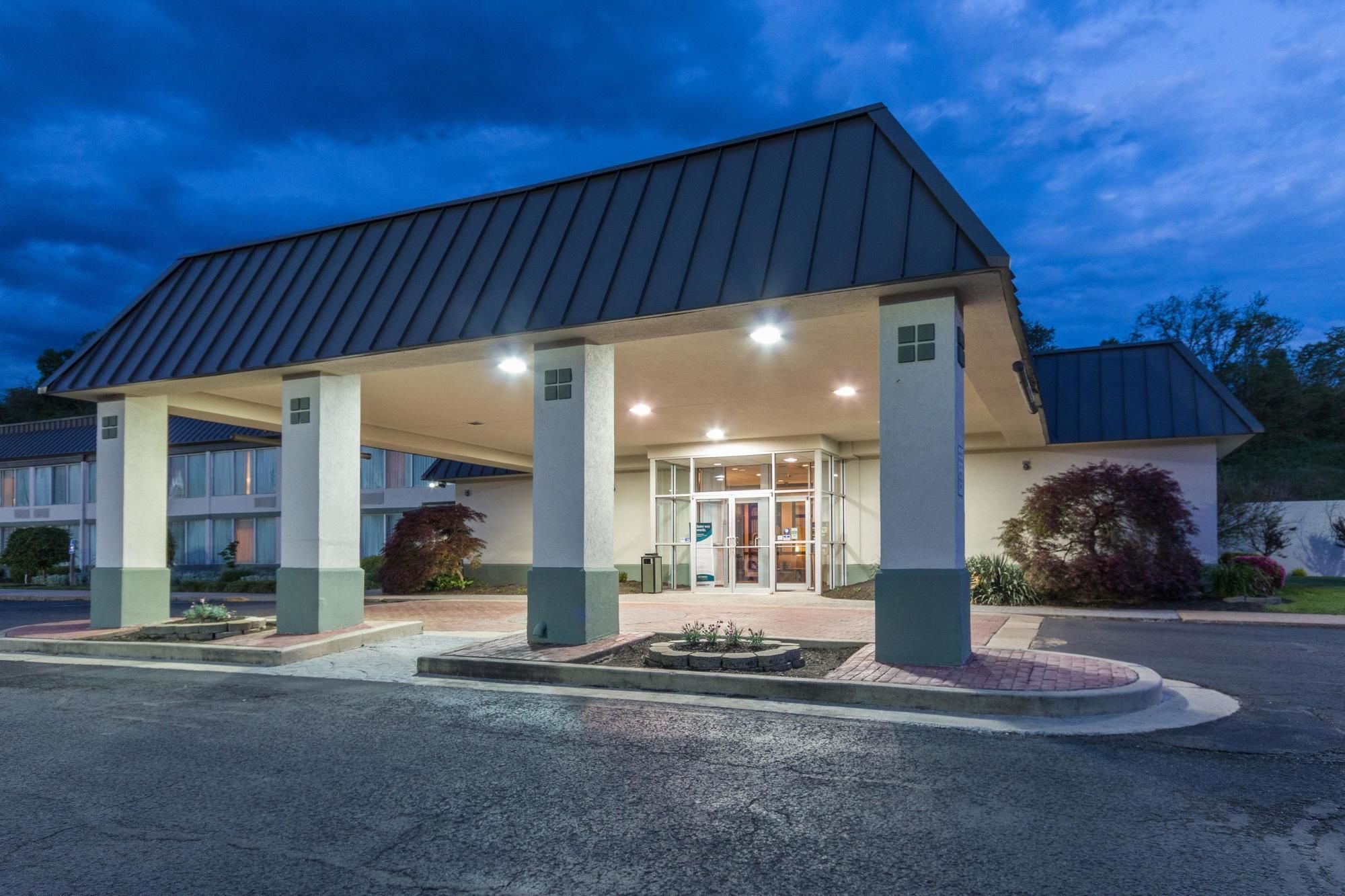 Suburban Extended Stay Hotel