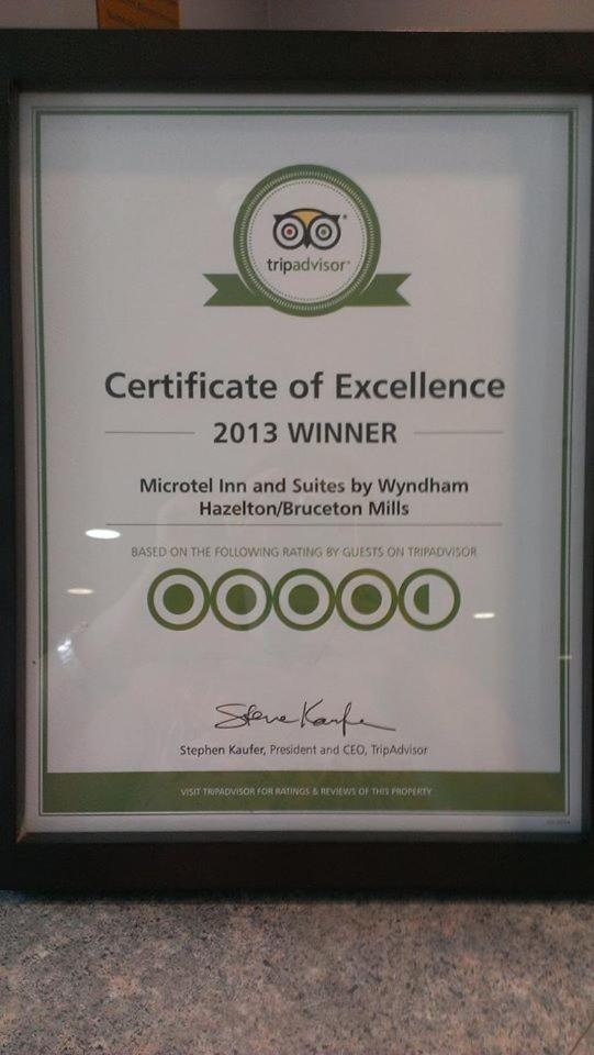 Microtel Inn & Suites by Wyndham Hazelton/Bruceton Mills