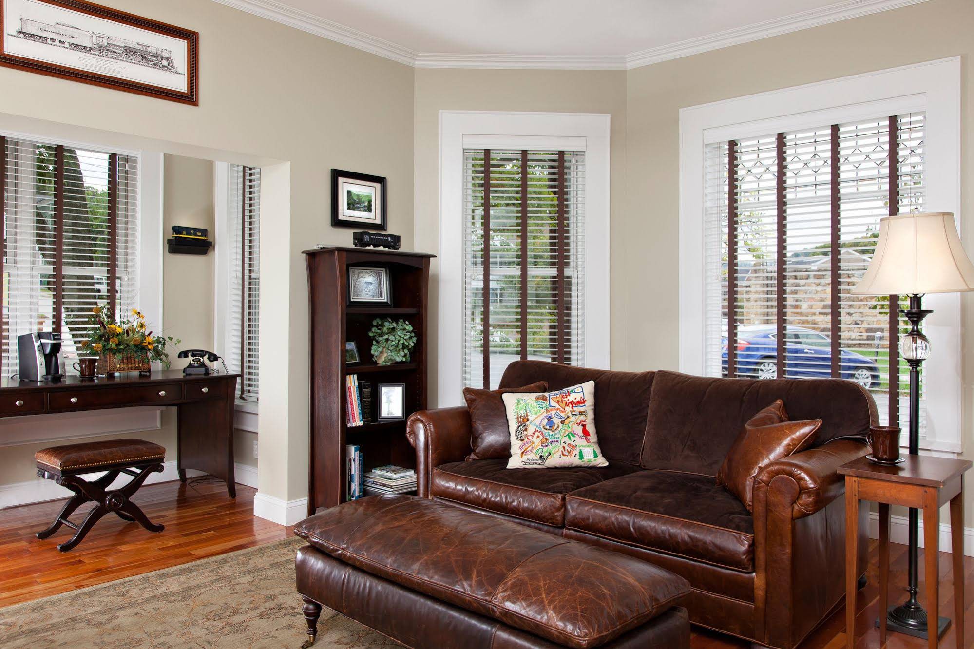 The Guest House Inn On Courthouse Square