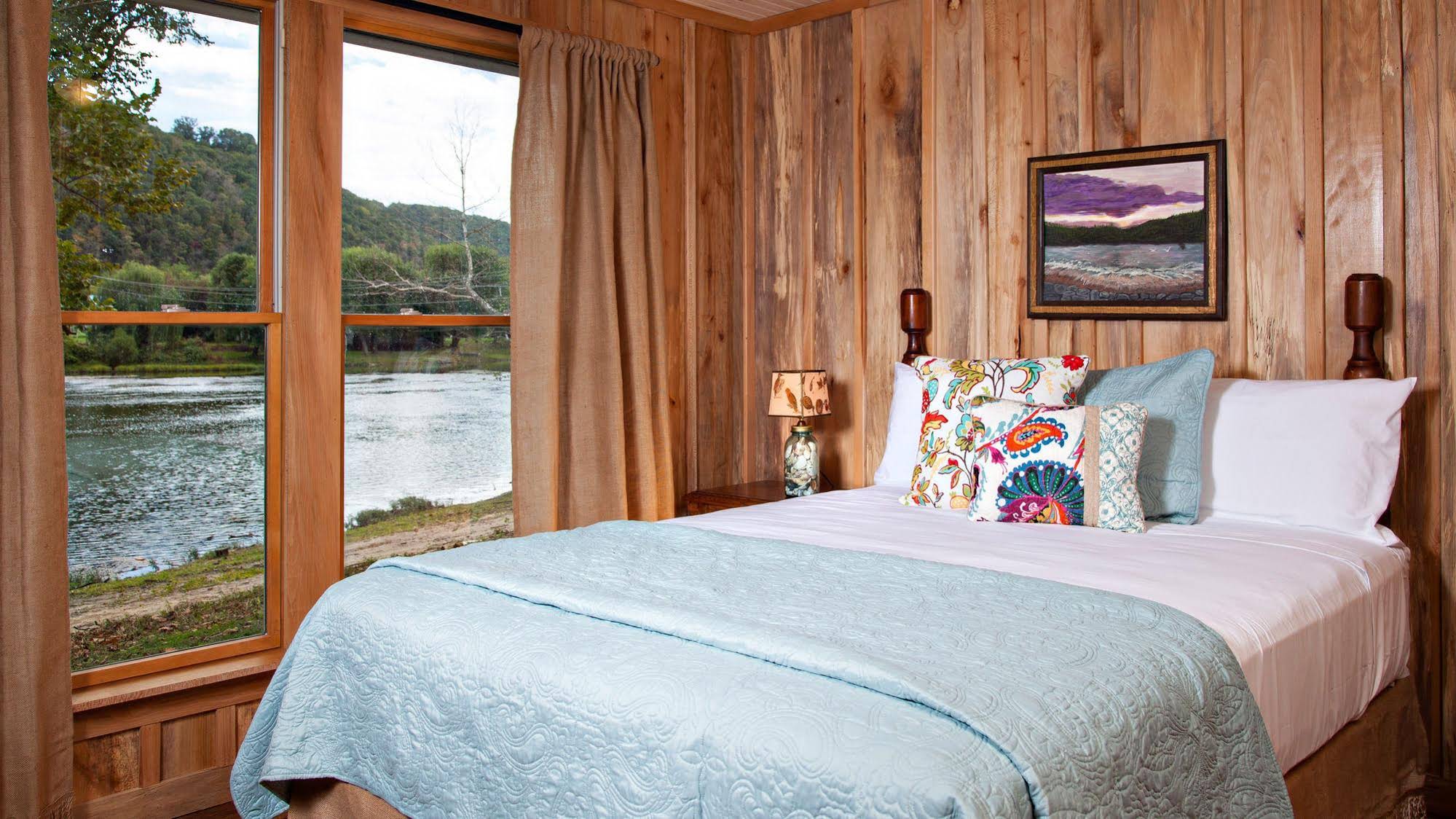 The Guest House Inn On Courthouse Square