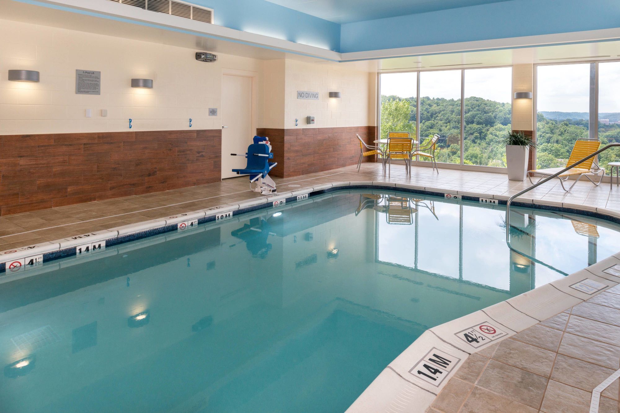 Fairfield Inn & Suites Huntington