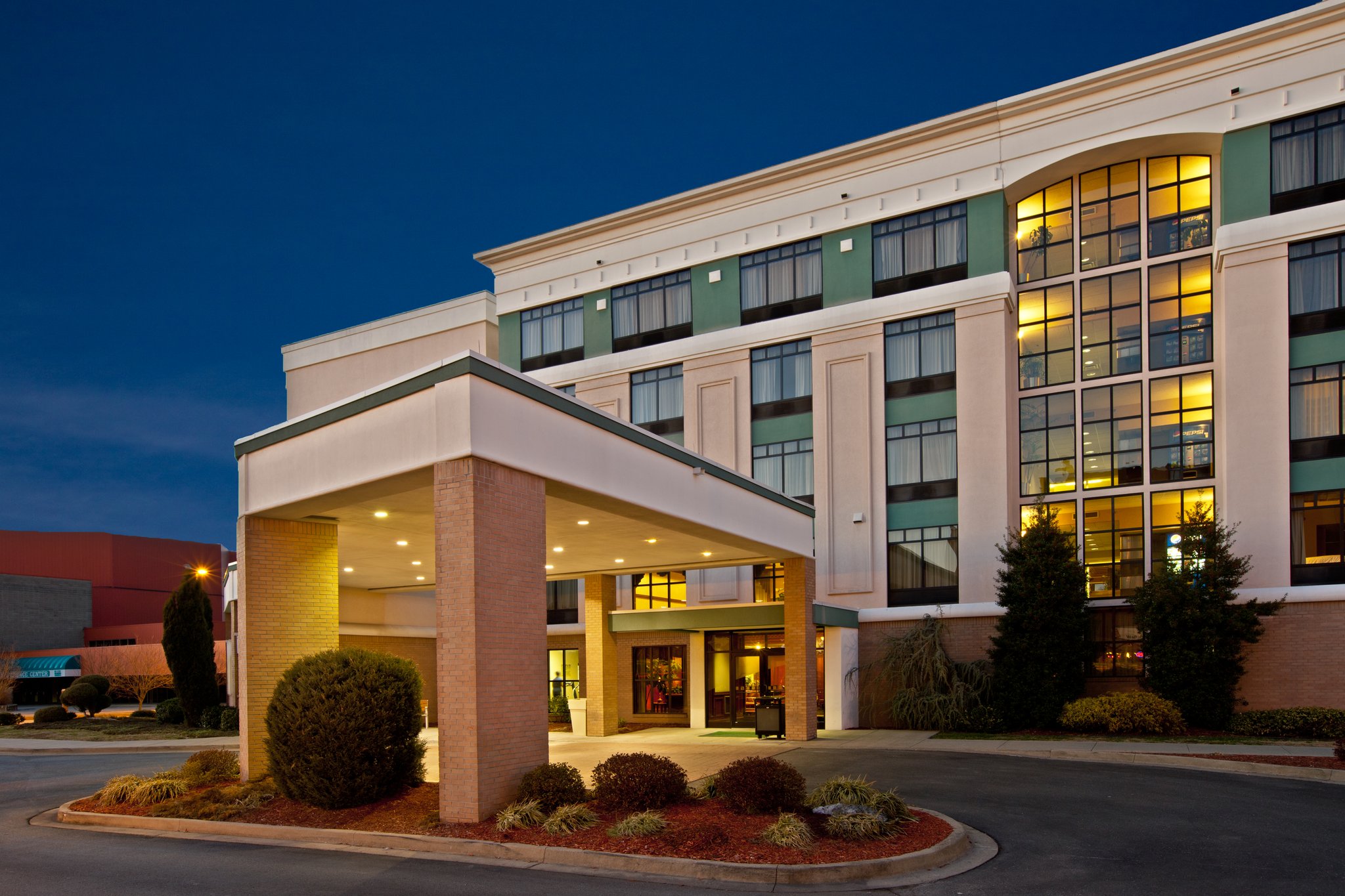 Delta Hotels Huntington Downtown