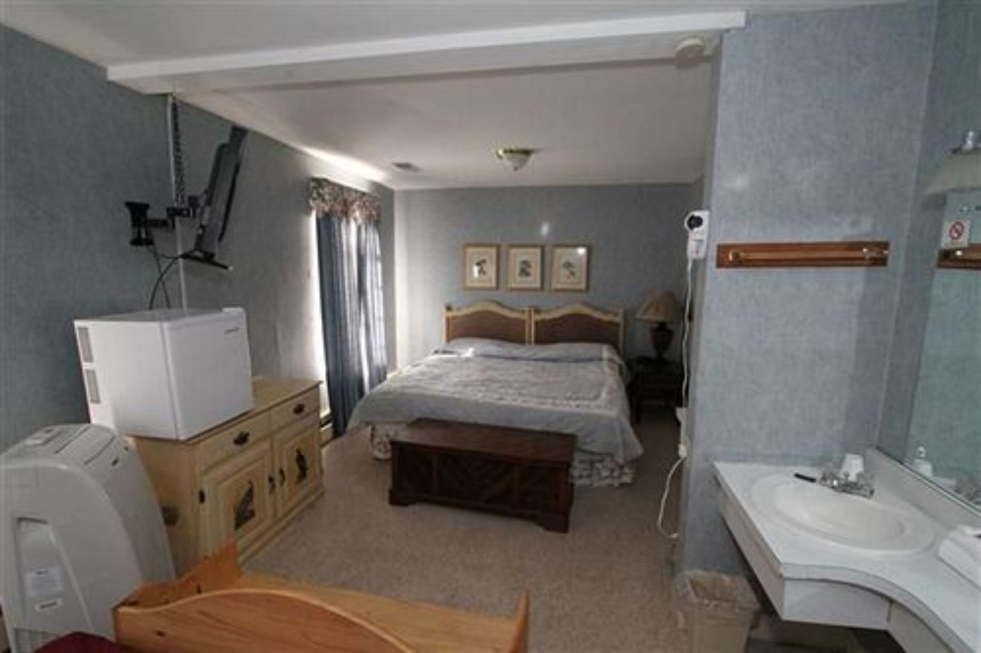 The Preston County Inn