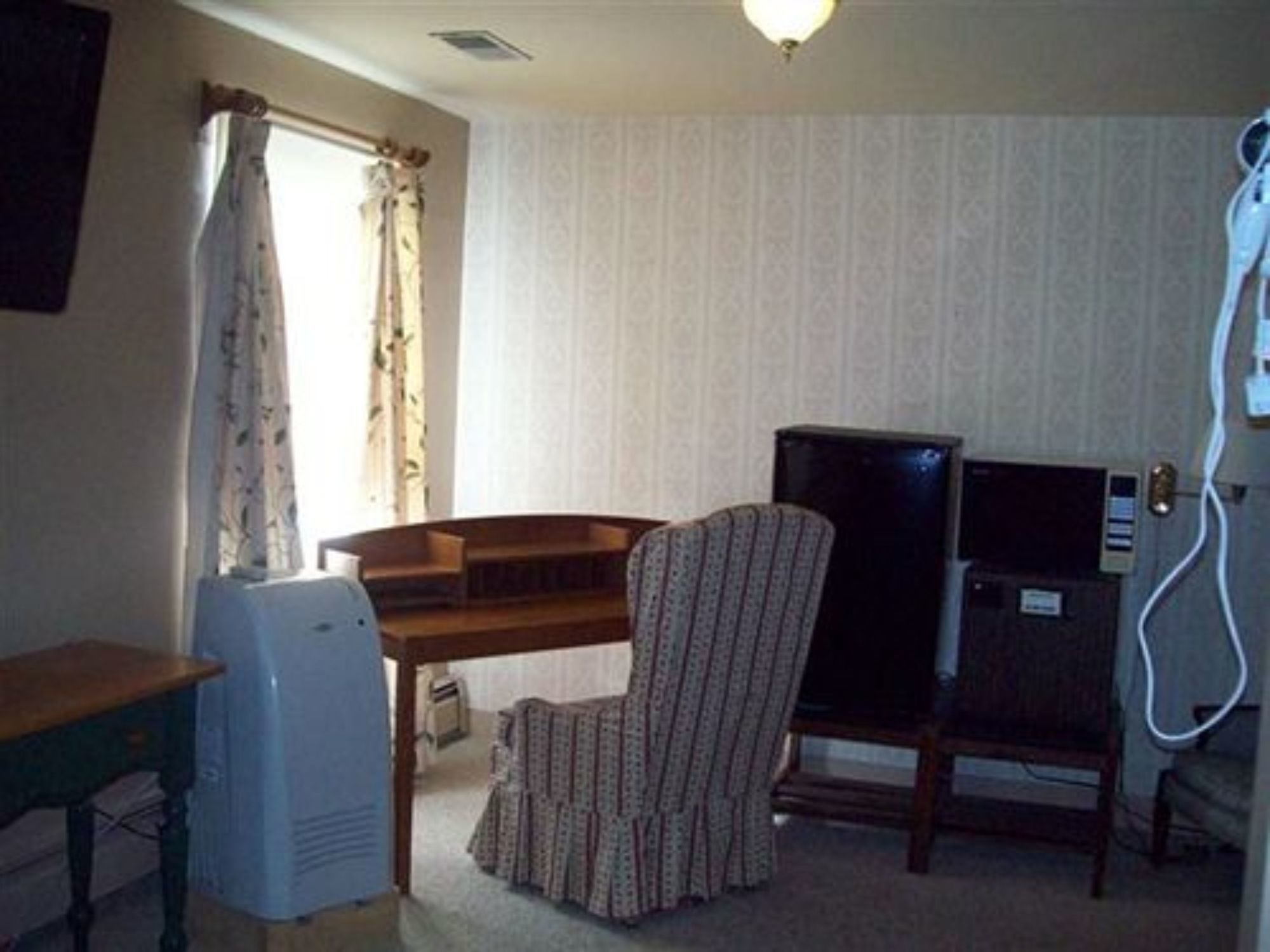 The Preston County Inn