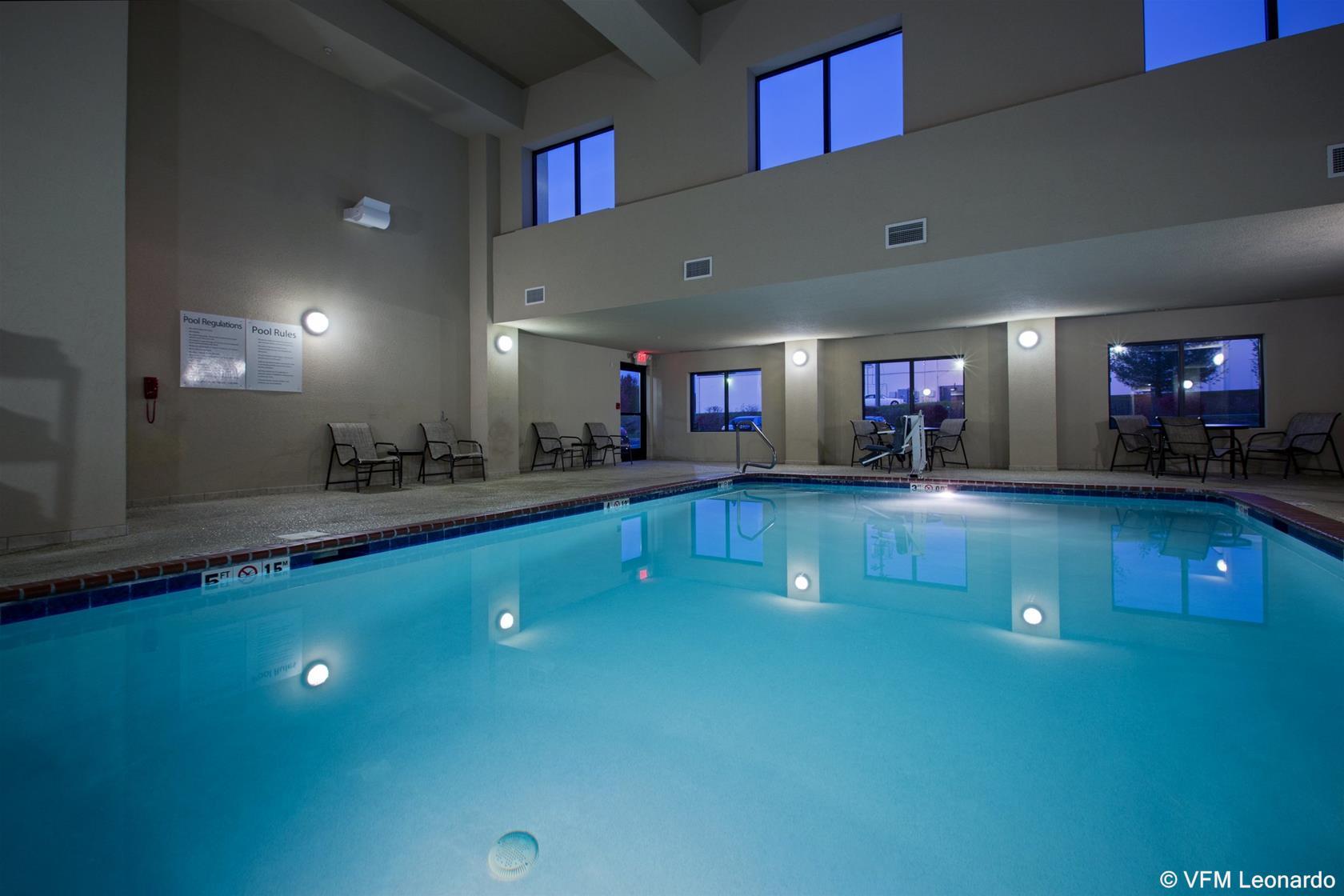 Holiday Inn Express Hotel & Suites Lewisburg