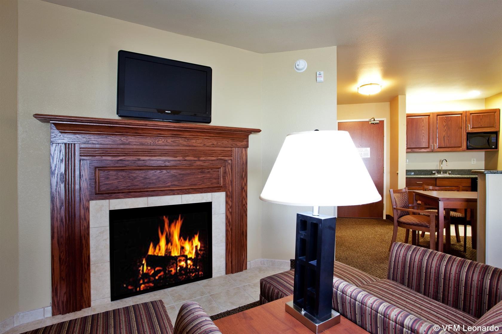 Holiday Inn Express Hotel & Suites Lewisburg