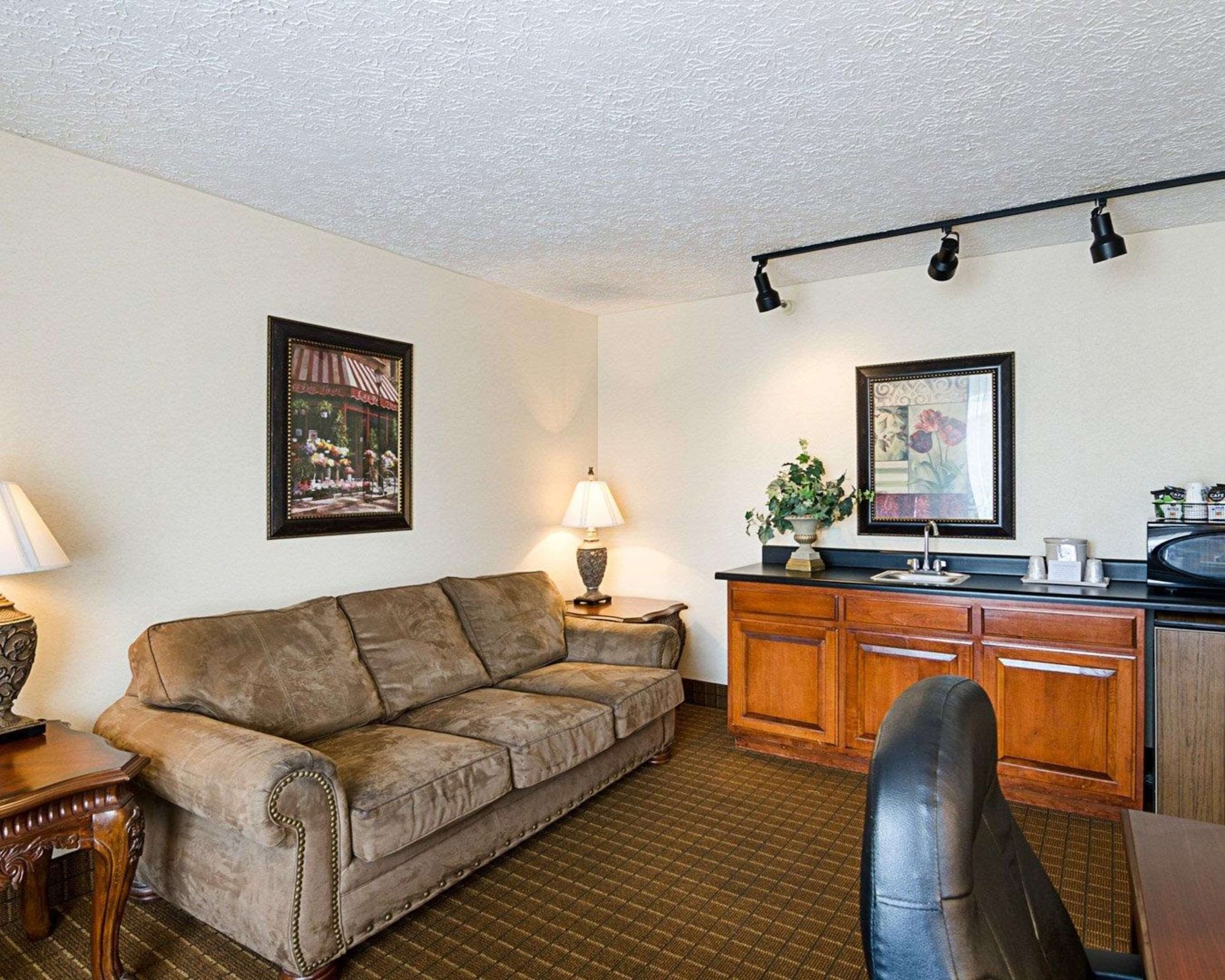 Quality Inn