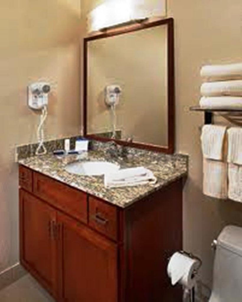 Candlewood Suites Logan