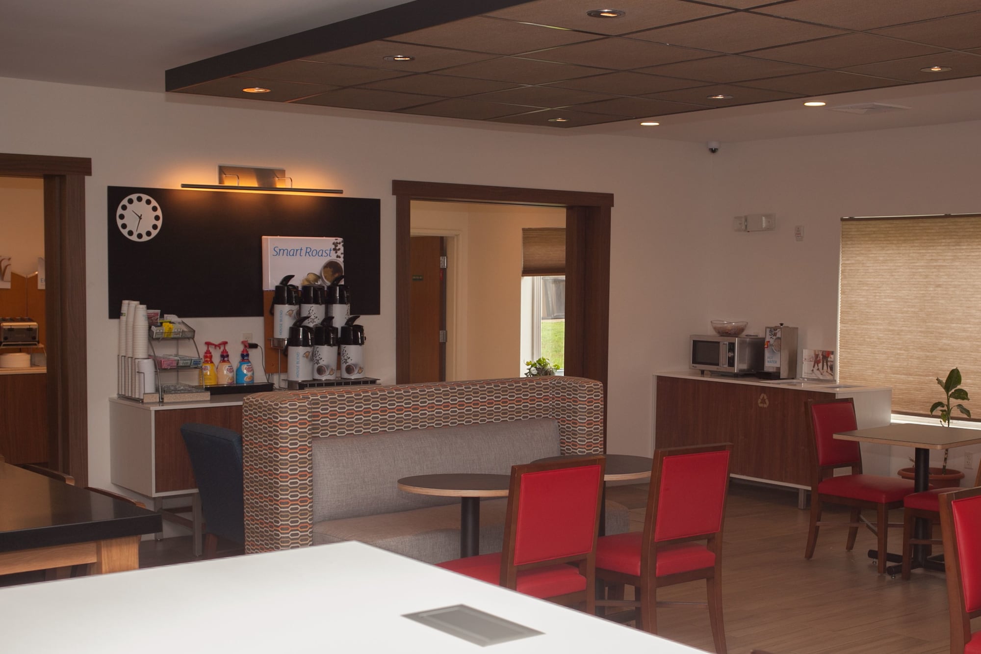 Holiday Inn Express & Suites Logan