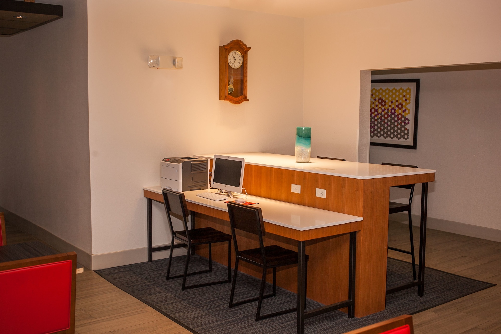 Holiday Inn Express & Suites Logan