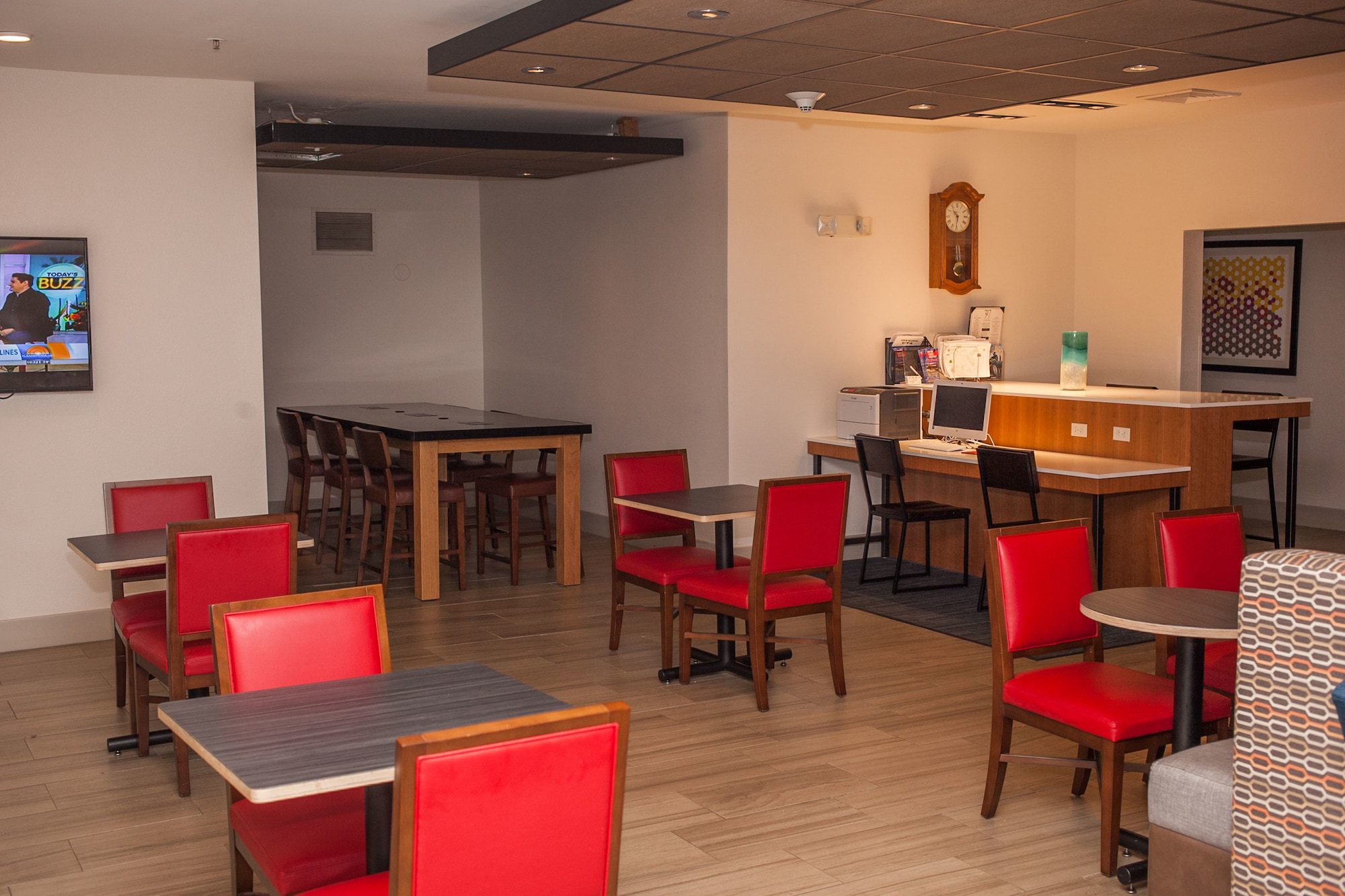Holiday Inn Express & Suites Logan