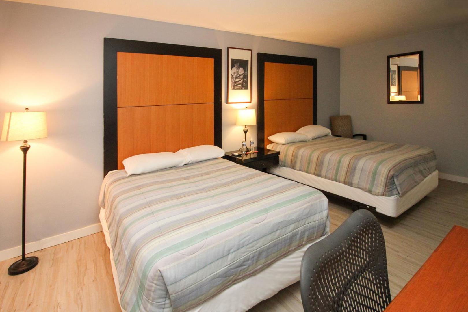 APM Inn & Suites