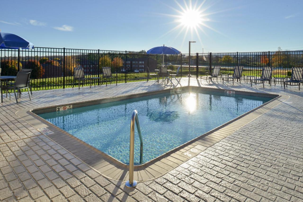 Fairfield Inn & Suites by Marriott Martinsburg