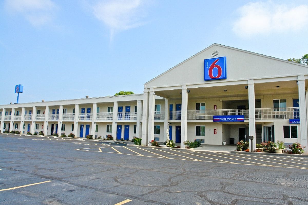 Motel 6 Martinsburg WV
