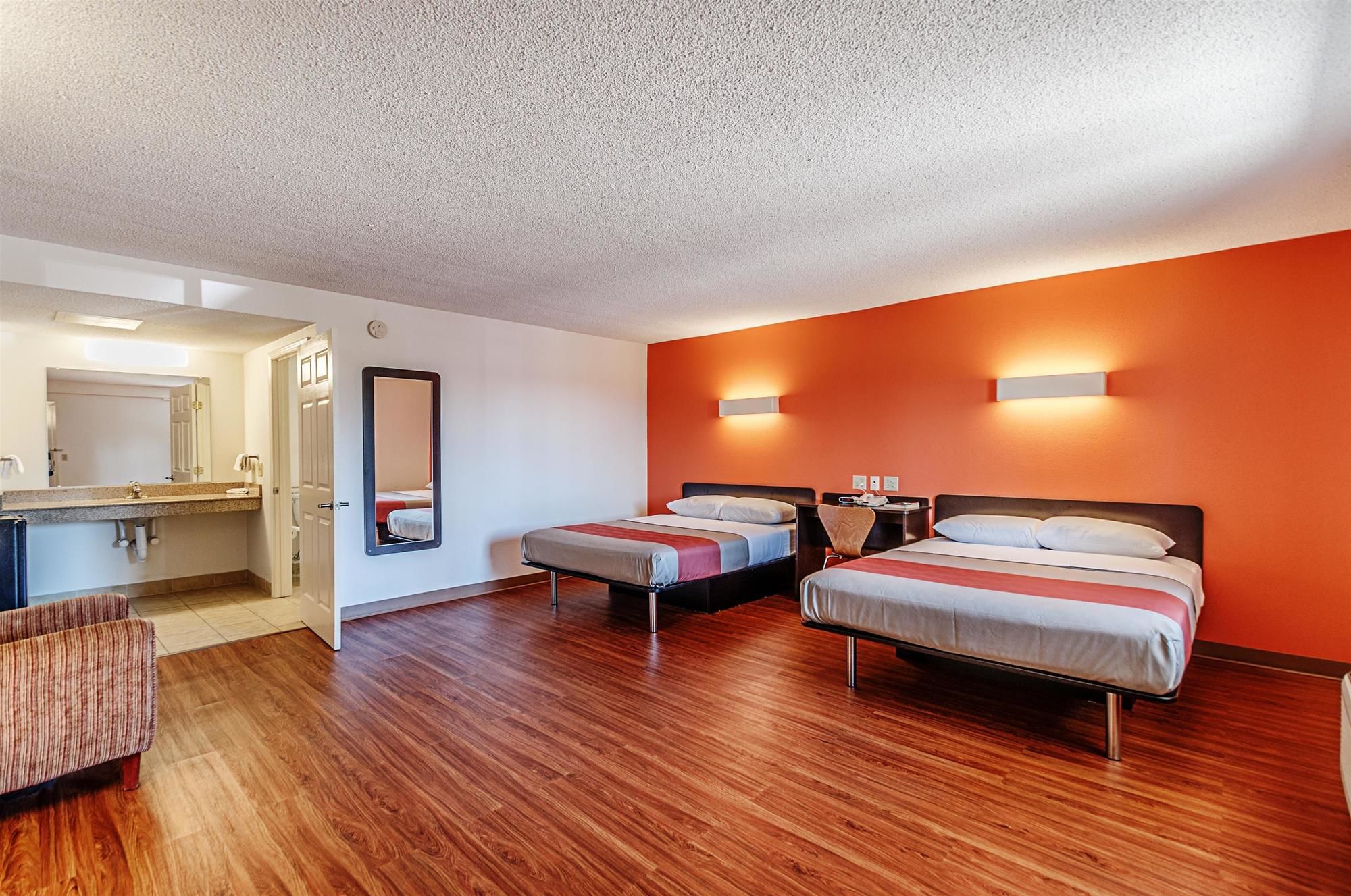 Motel 6 Martinsburg WV