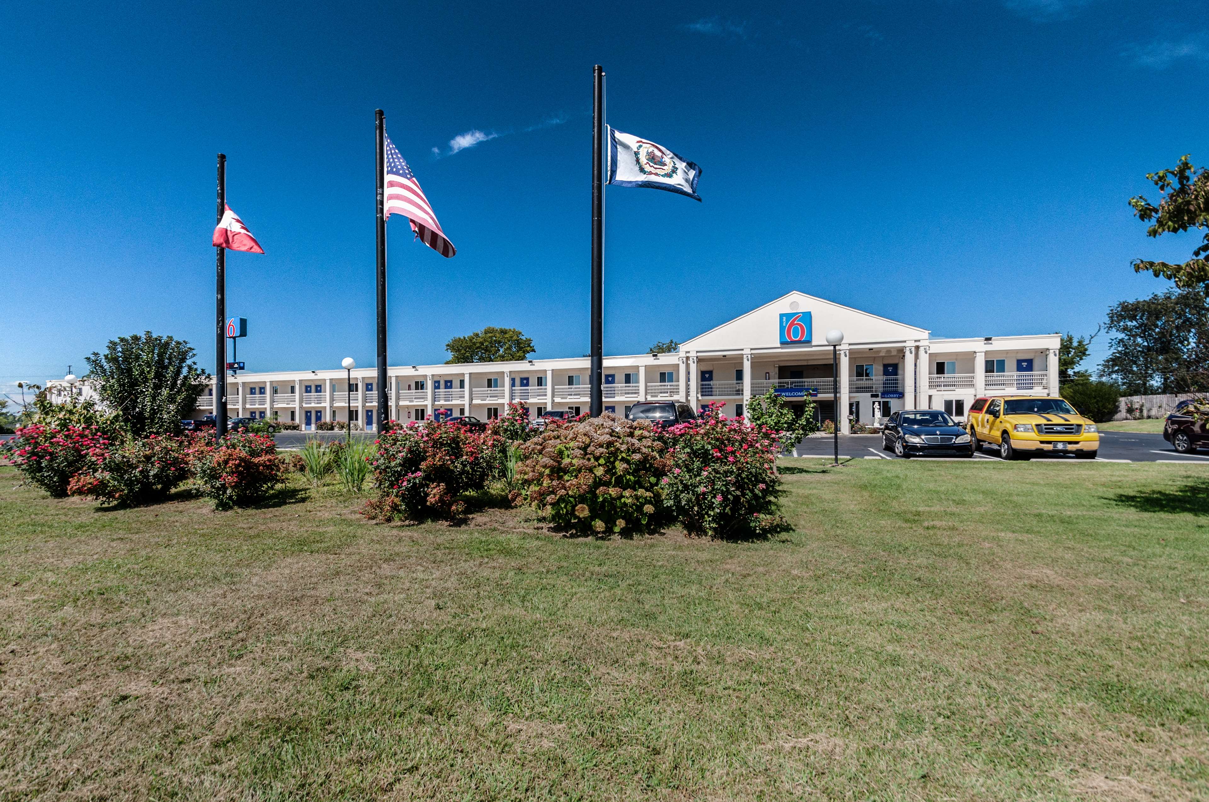 Motel 6 Martinsburg WV