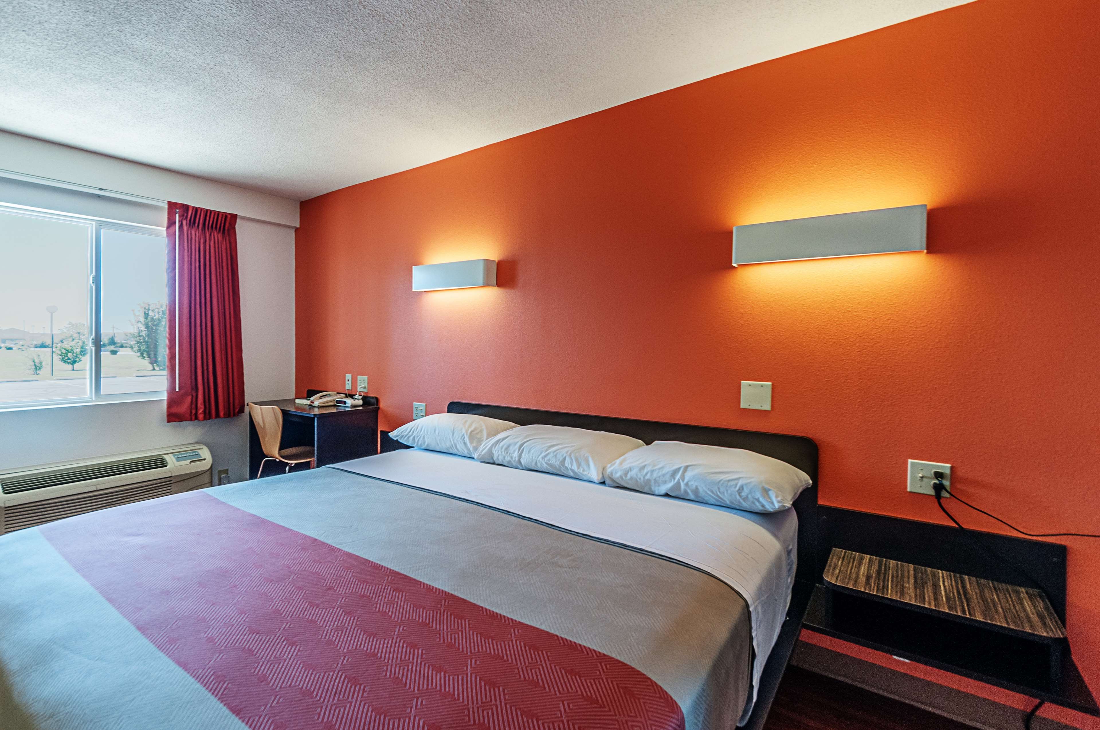 Motel 6 Martinsburg WV