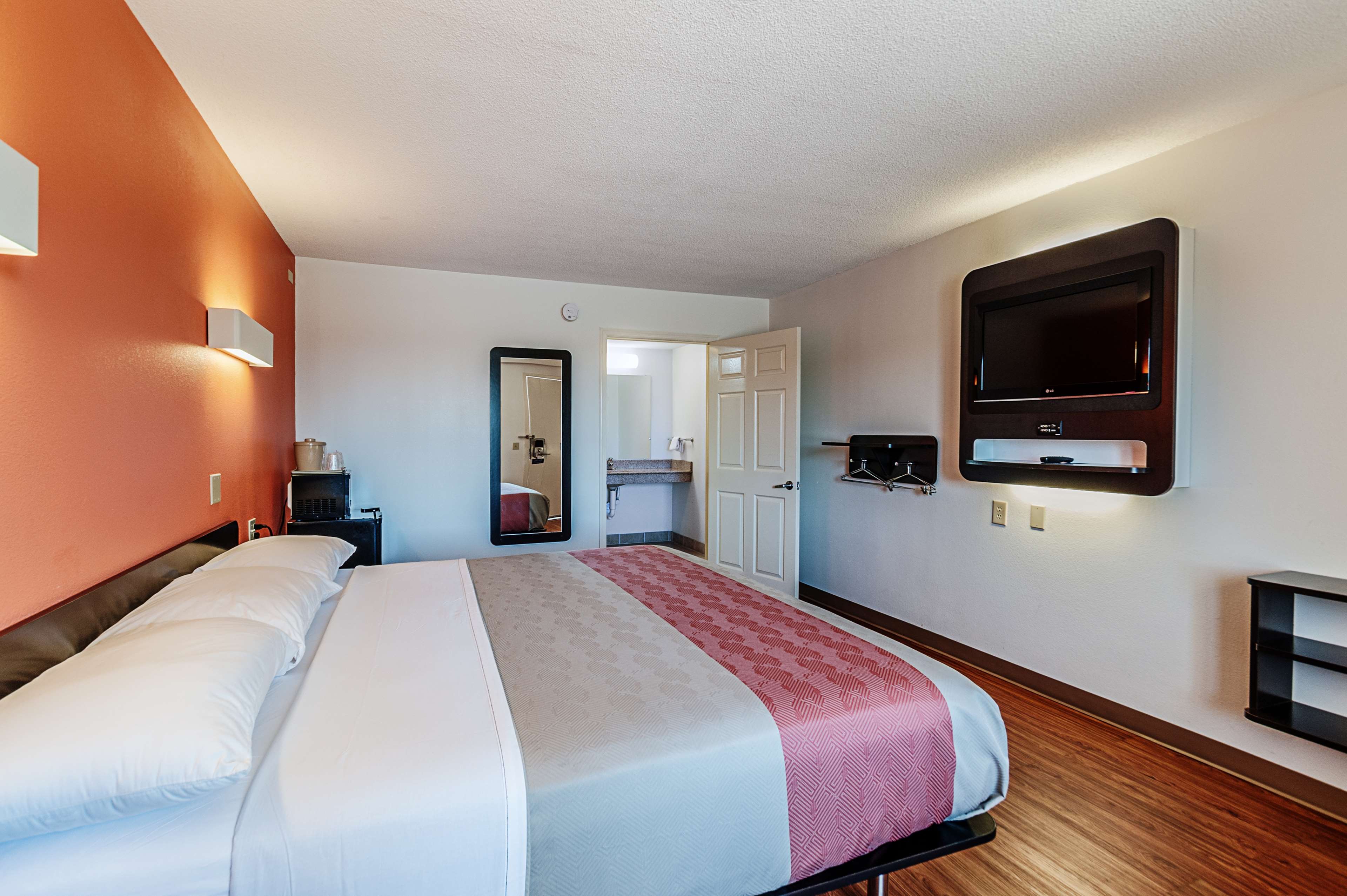 Motel 6 Martinsburg WV