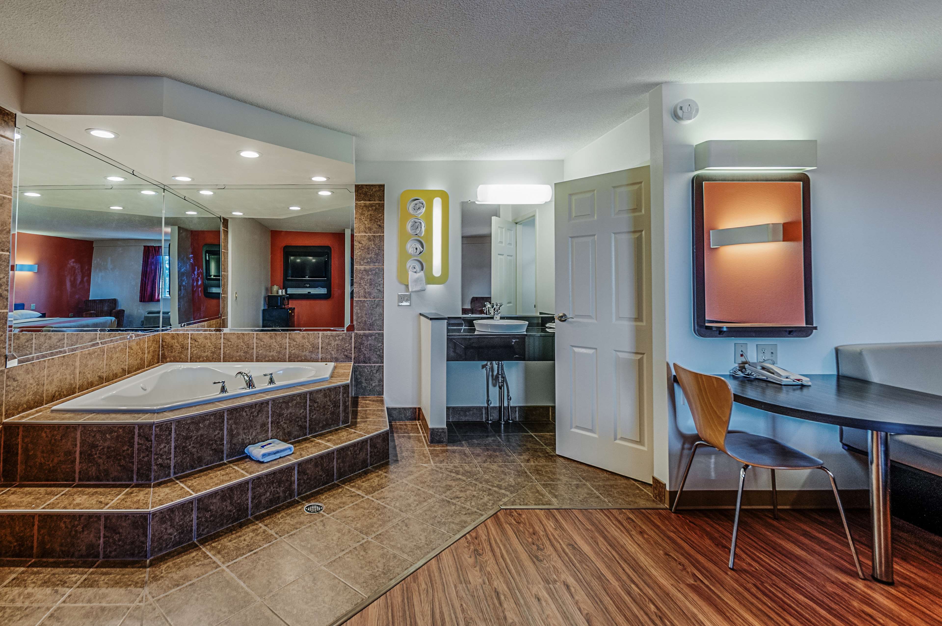 Motel 6 Martinsburg WV