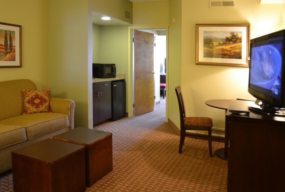 Euro-Suites Hotel