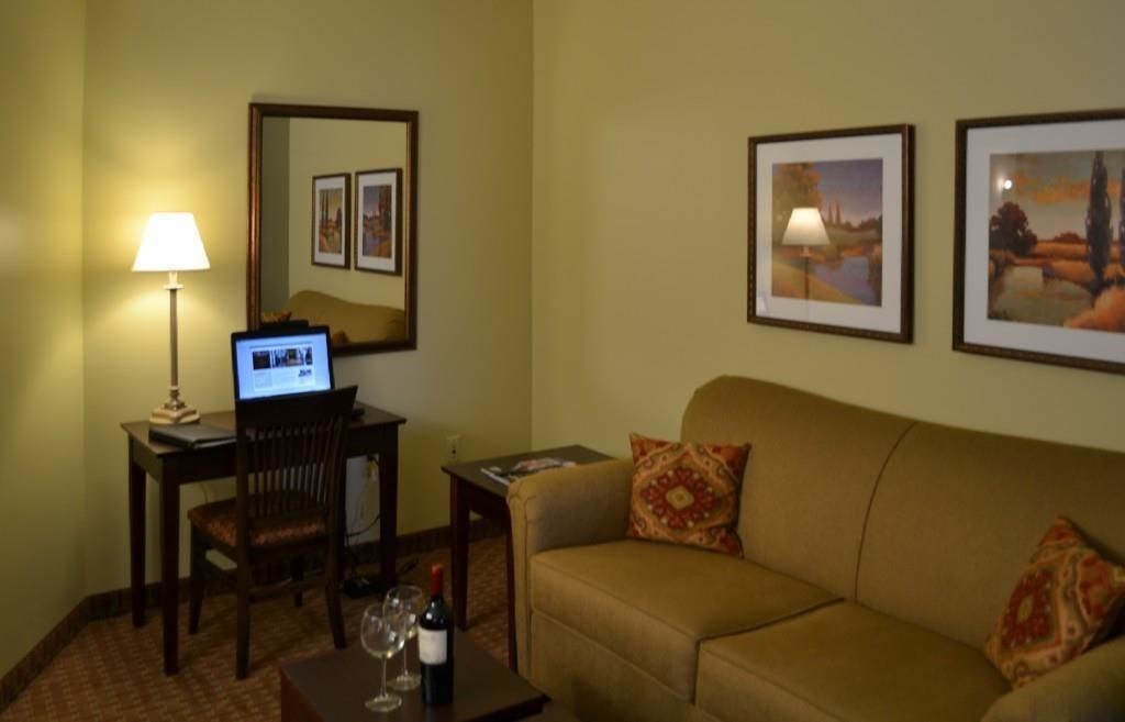 Euro-Suites Hotel
