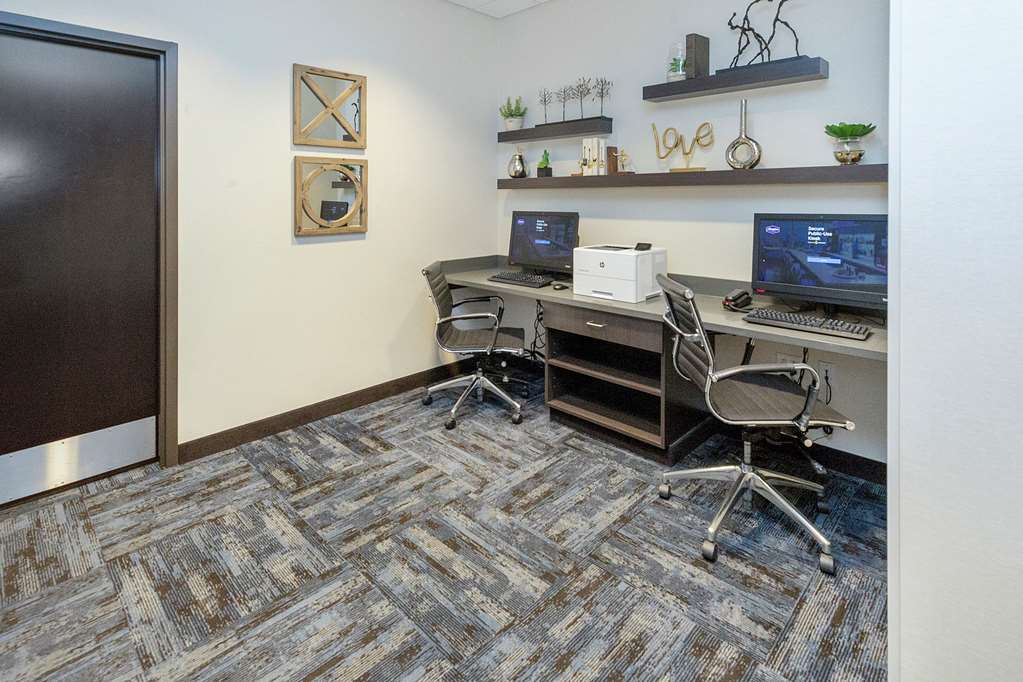 Hampton Inn & Suites Morgantown / University Town Centre