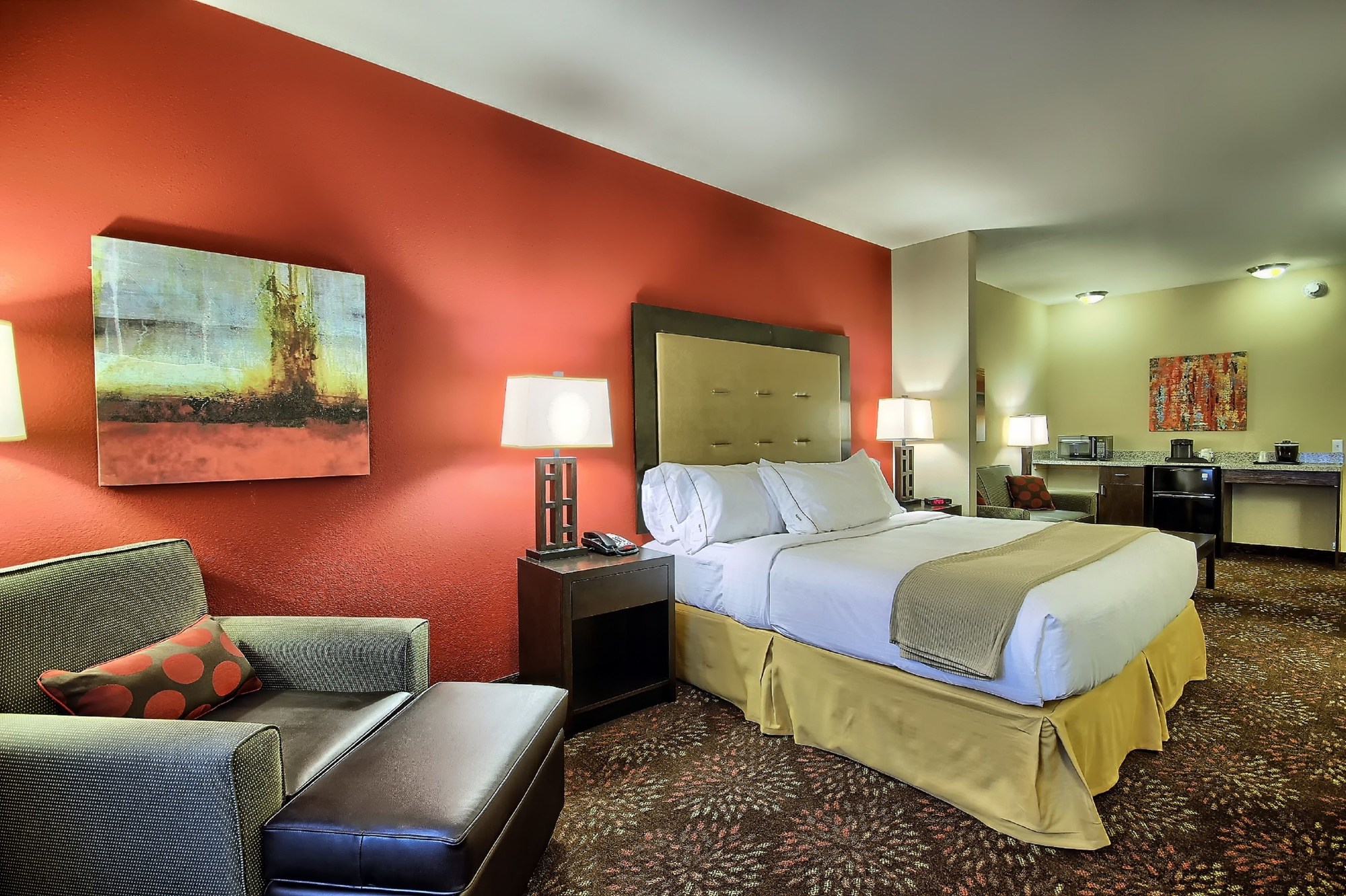 Holiday Inn Express & Suites New Martinsville
