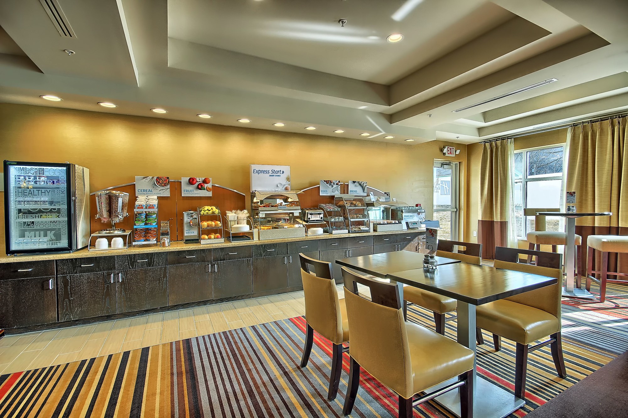 Holiday Inn Express & Suites New Martinsville