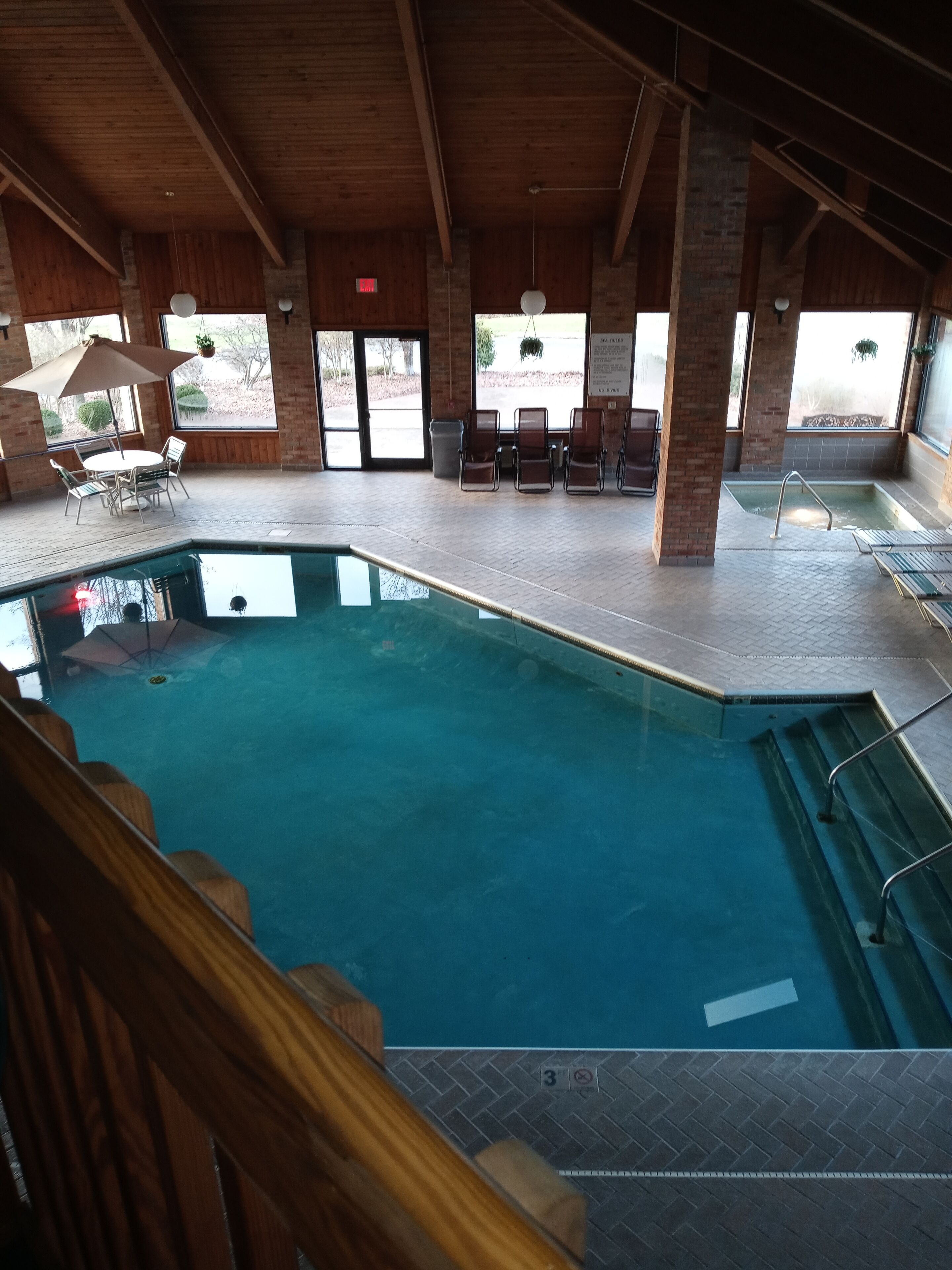 New Martinsville Inn