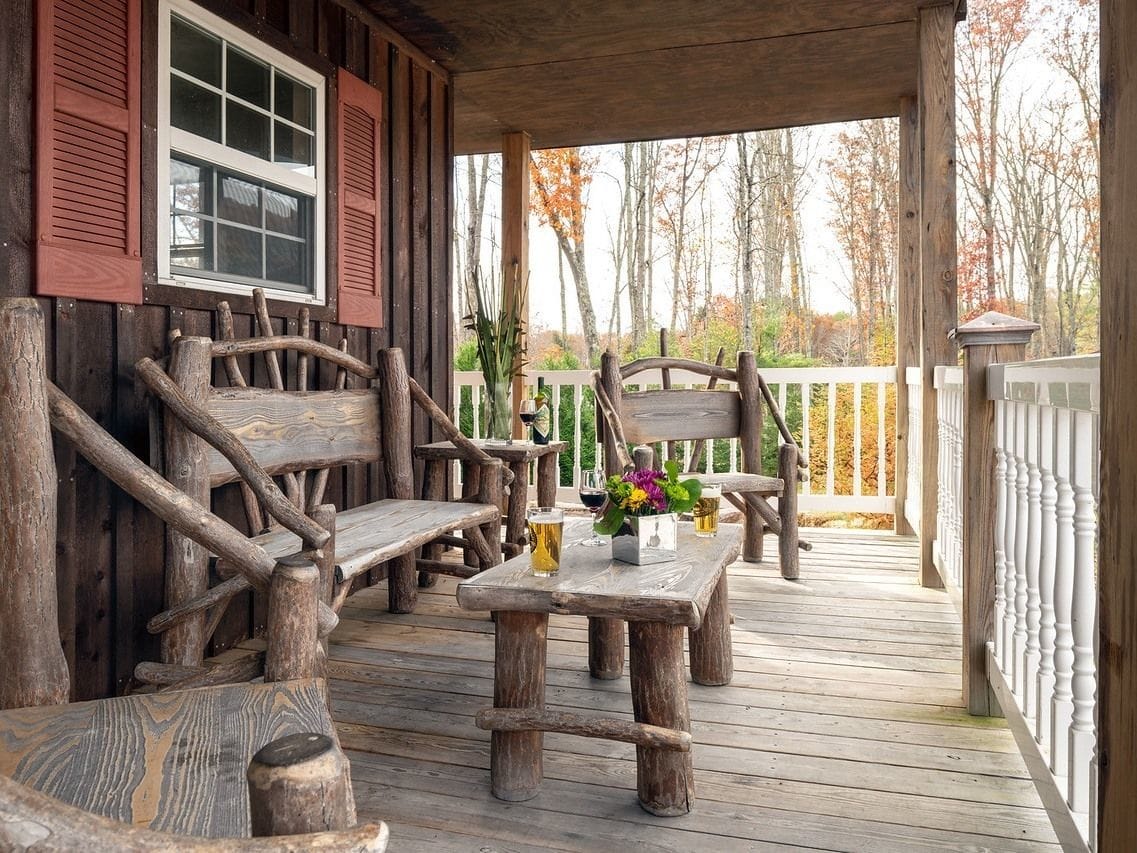 Pipestem Spa Event Center and Mountain Chalets