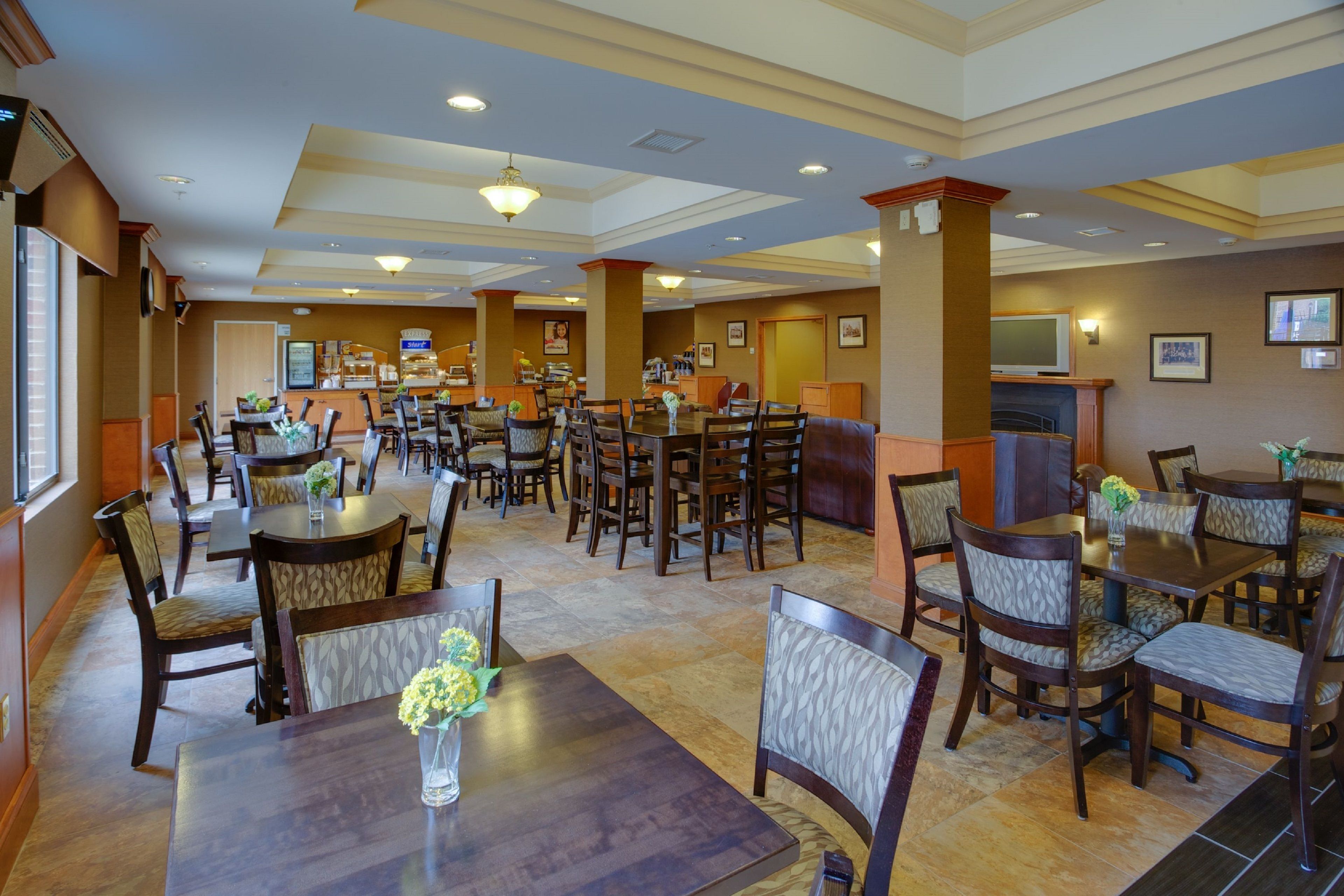 Holiday Inn Express Charles Town