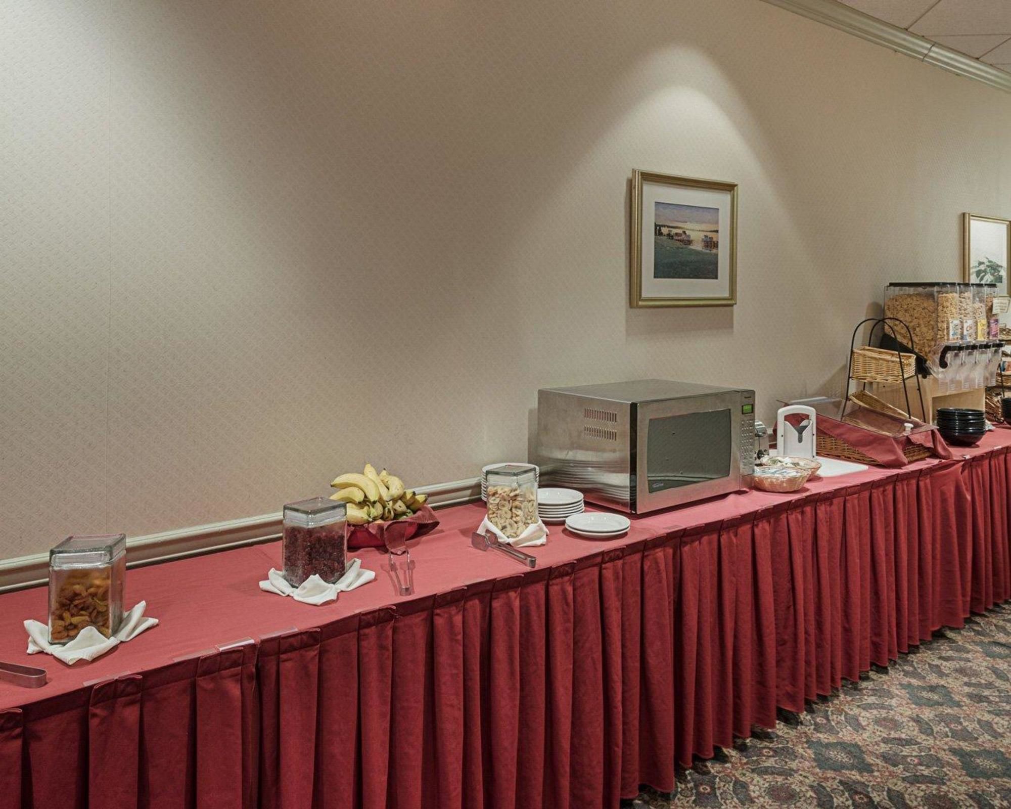 Clarion Hotel & Conference Center