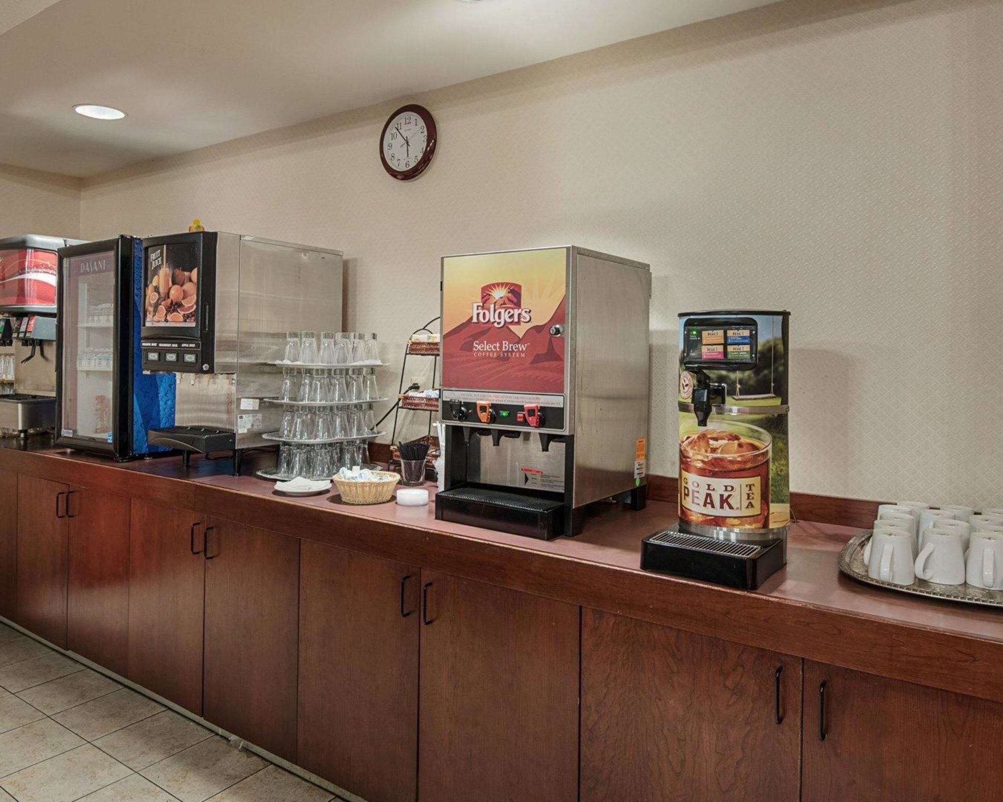 Clarion Hotel & Conference Center