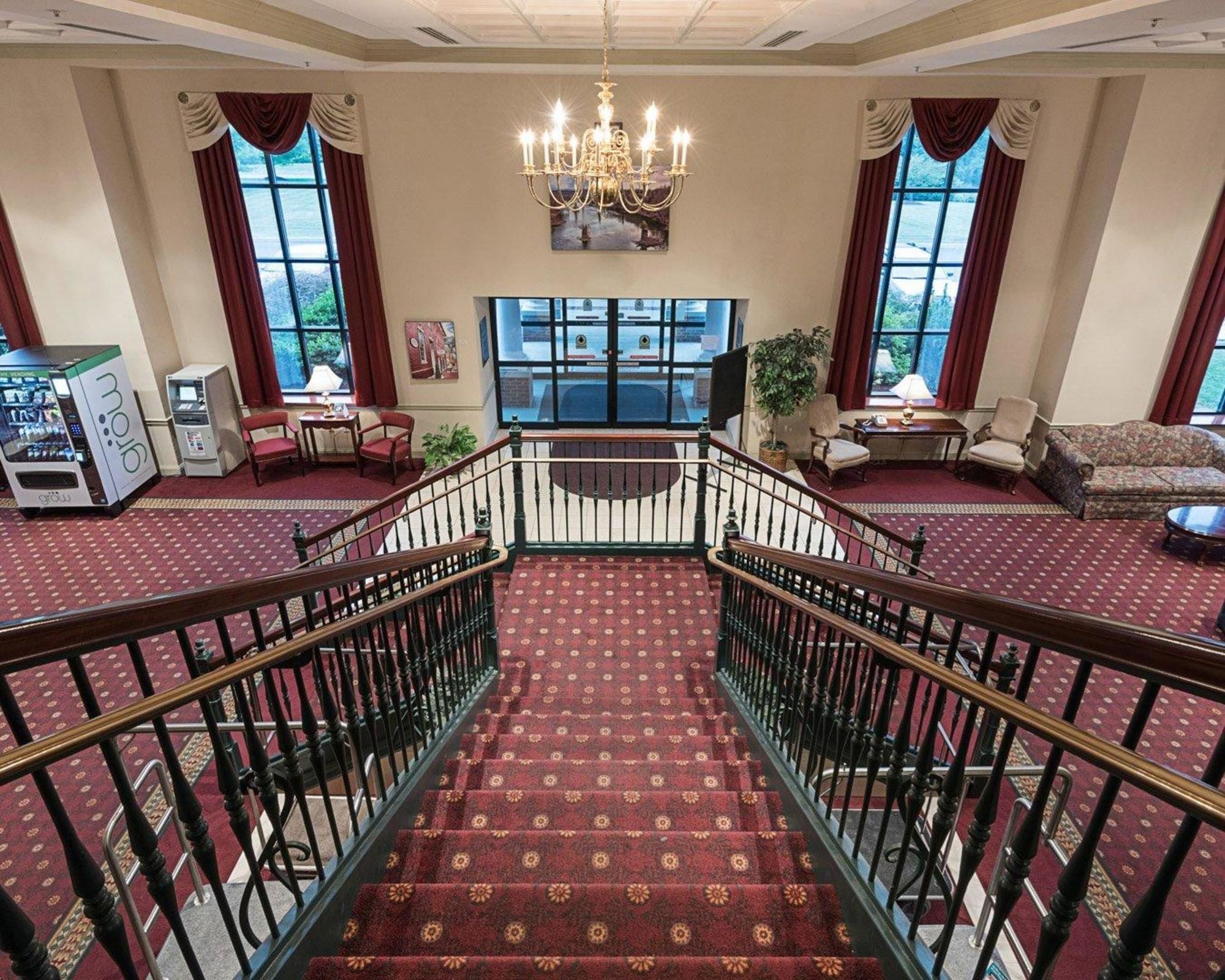 Clarion Hotel & Conference Center