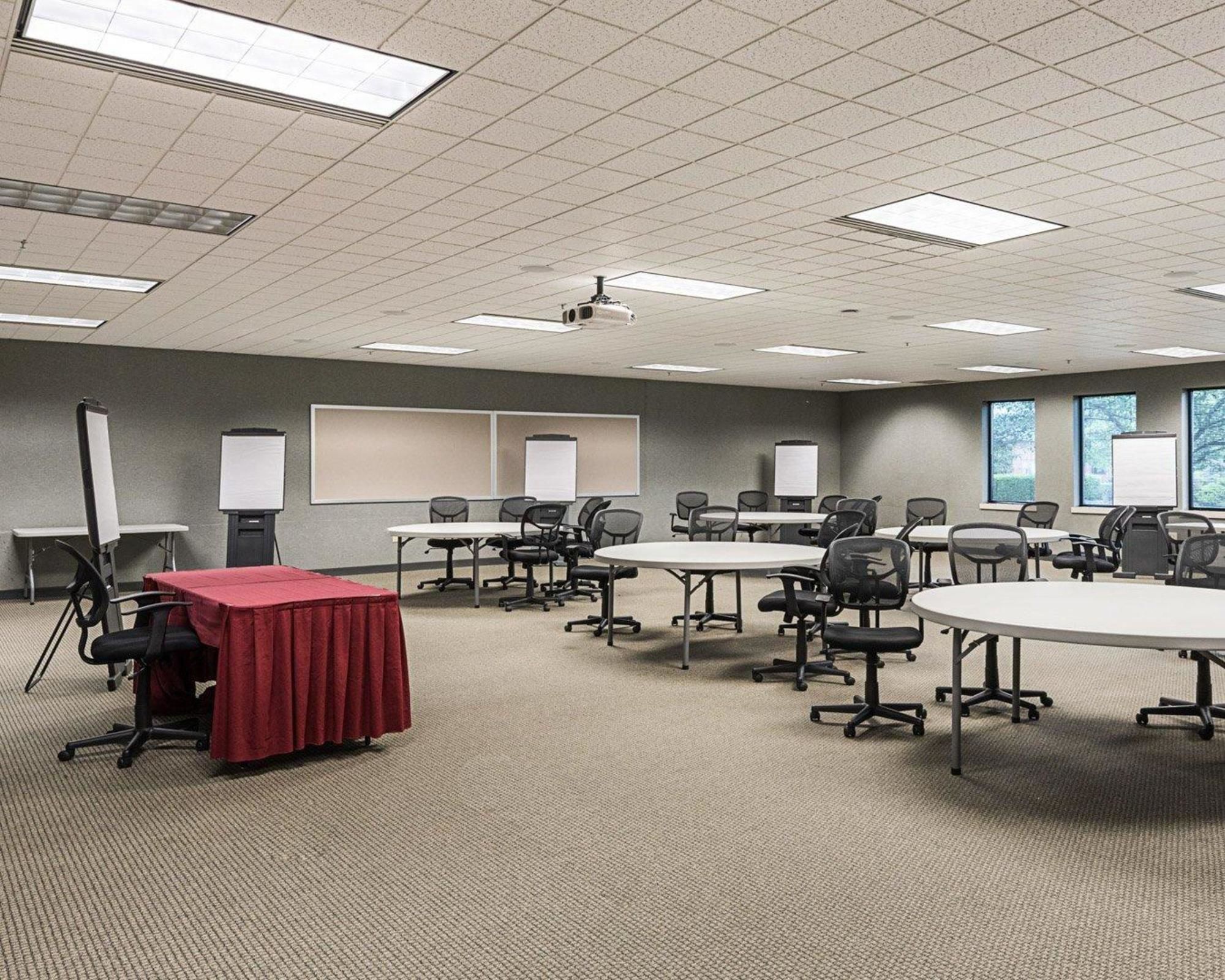 Clarion Hotel & Conference Center