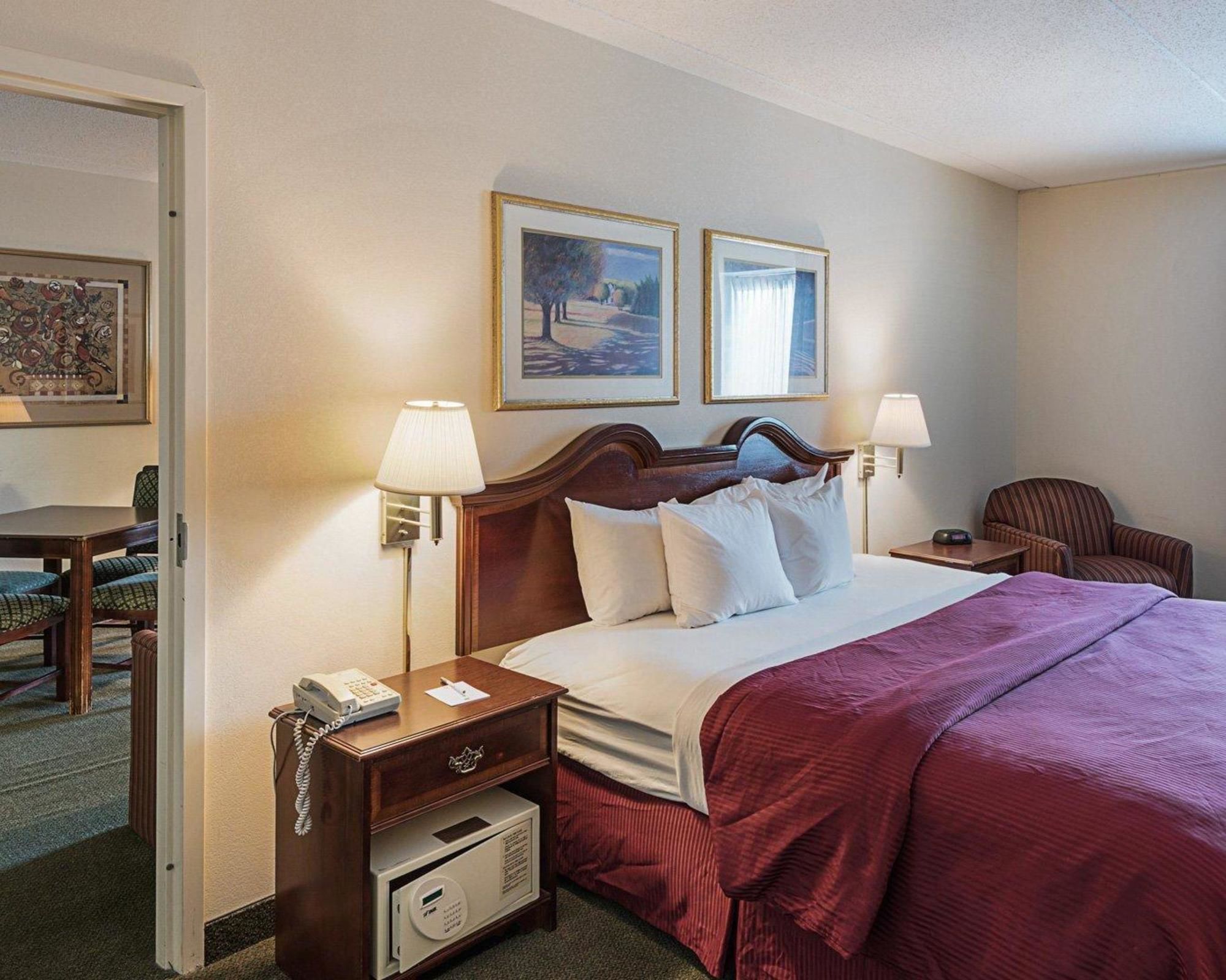 Clarion Hotel & Conference Center