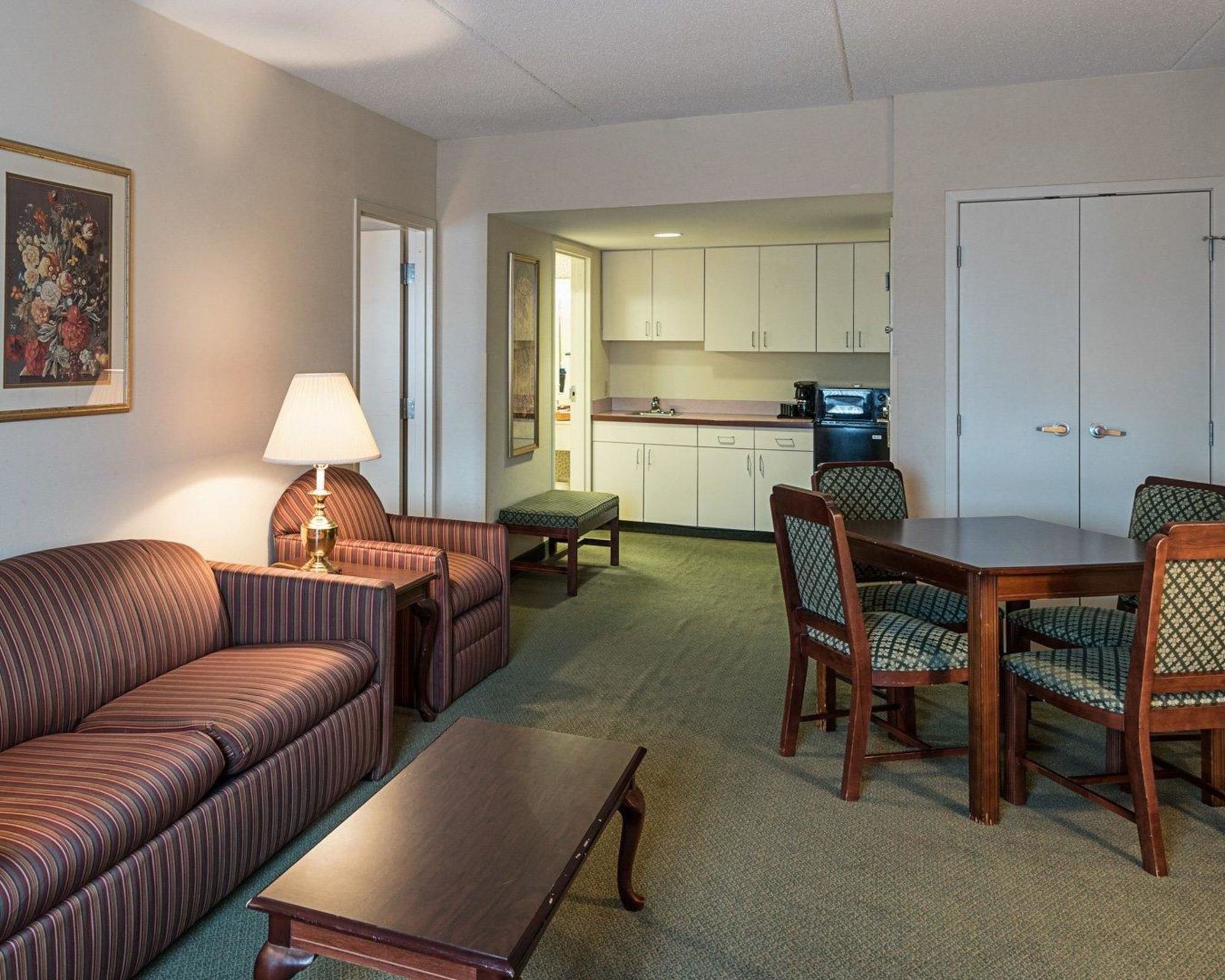 Clarion Hotel & Conference Center