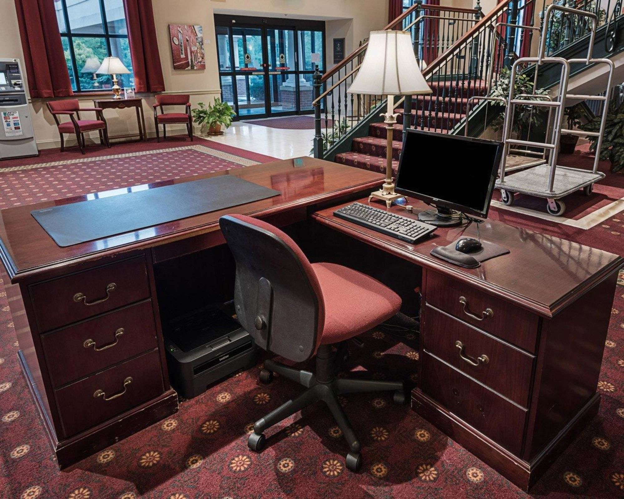 Clarion Hotel & Conference Center