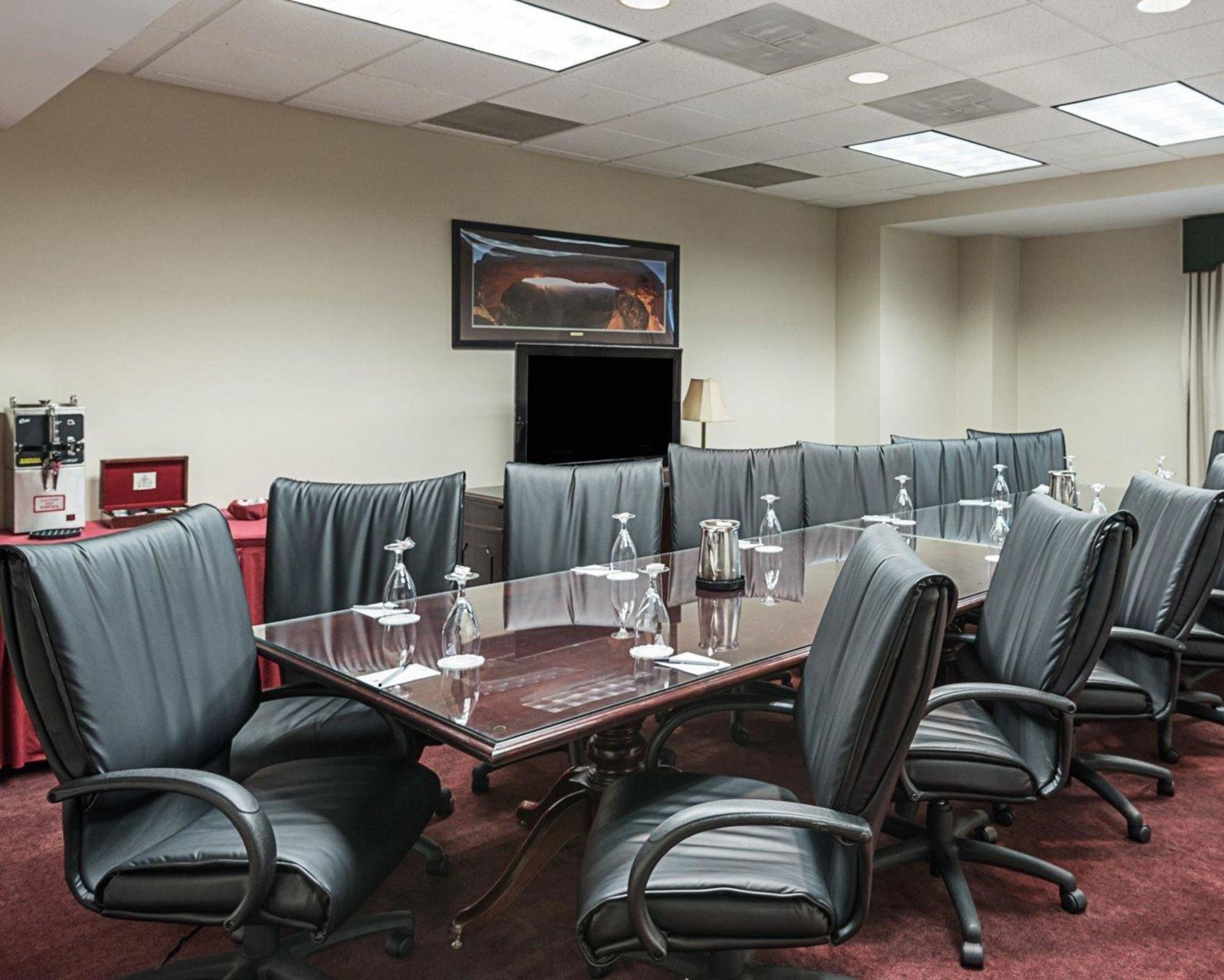 Clarion Hotel & Conference Center