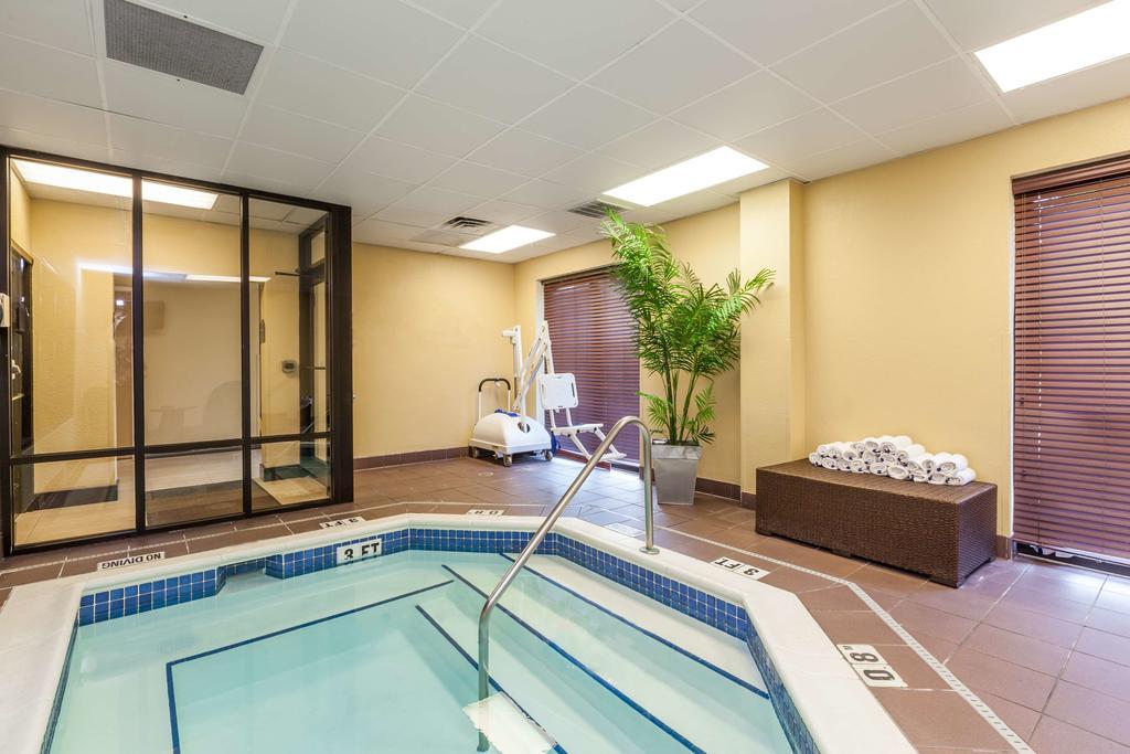Fairfield Inn & Suites Charleston