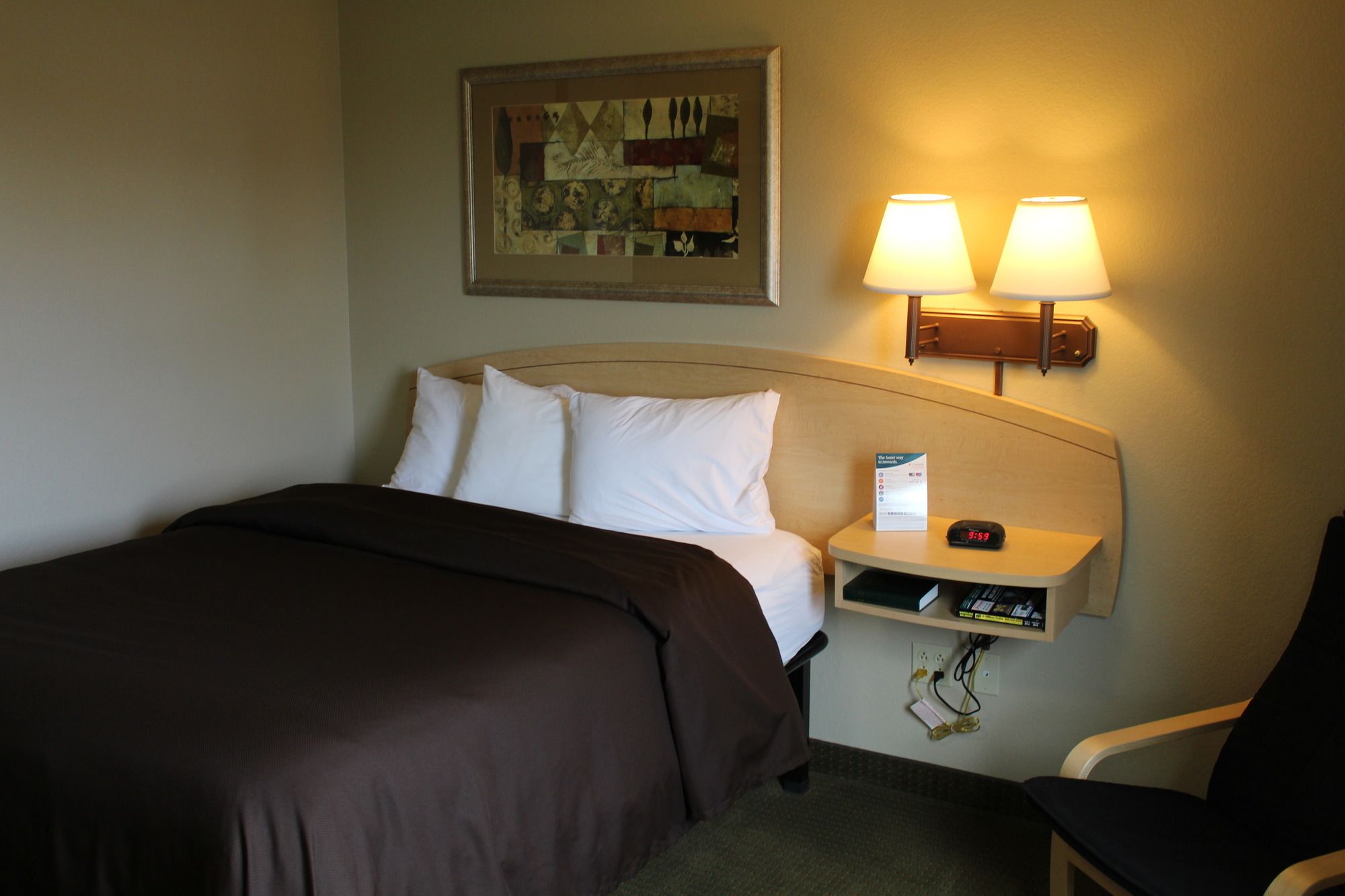 Suburban Studios Wheeling - Triadelphia