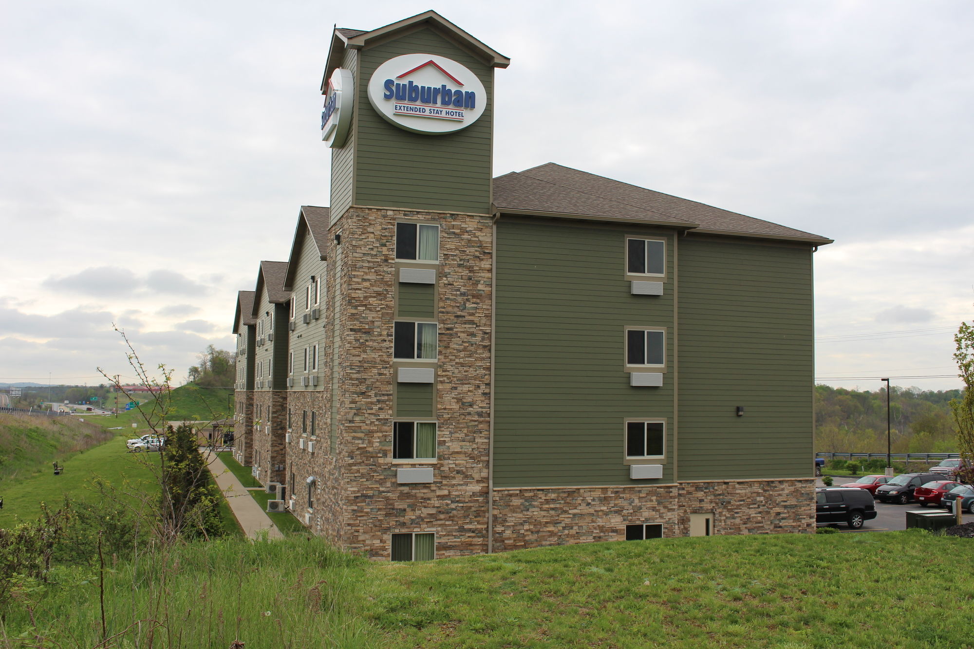 Suburban Studios Wheeling - Triadelphia