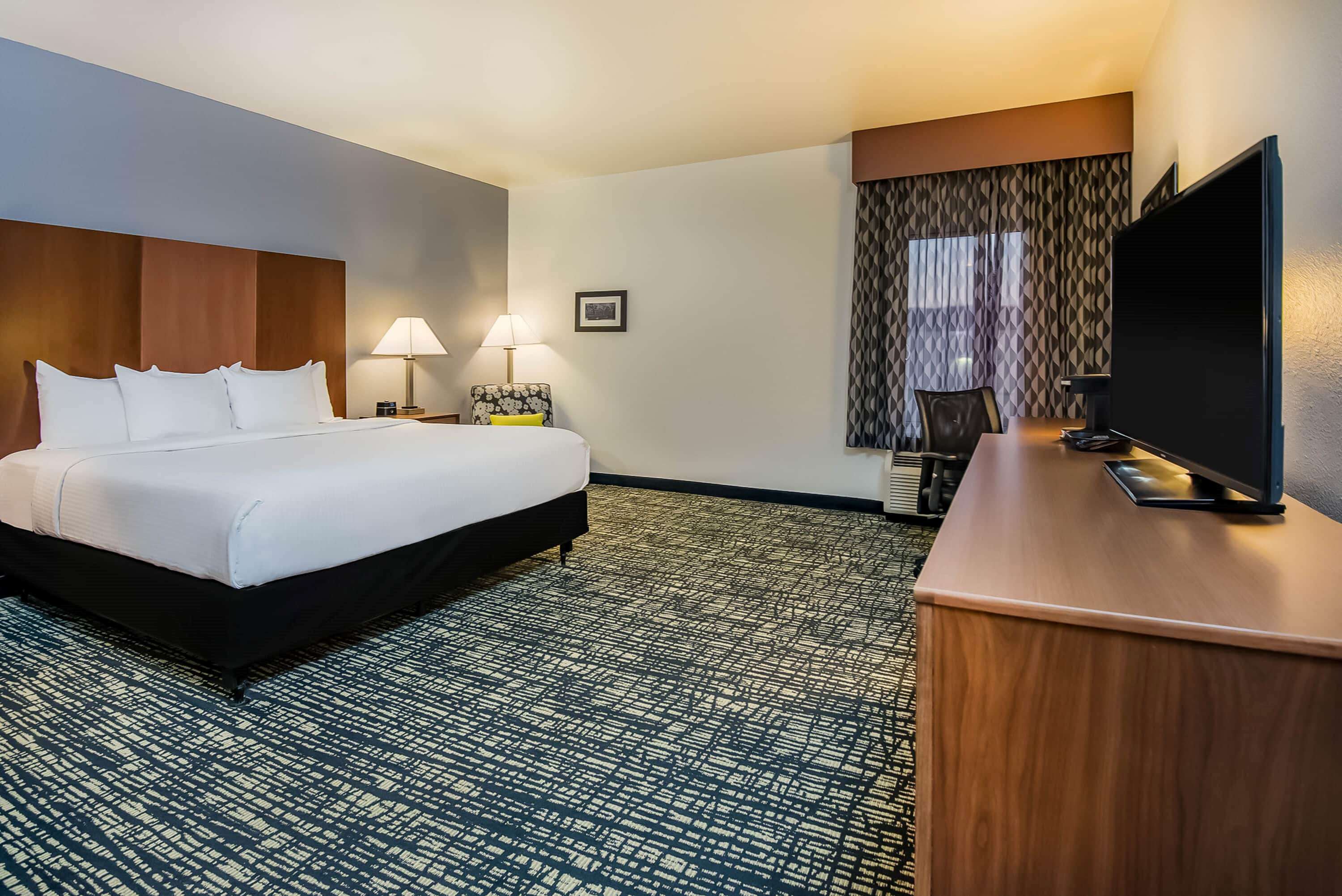 La Quinta Inn & Suites by Wyndham Morgantown
