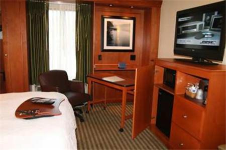 Hampton Inn Wheeling