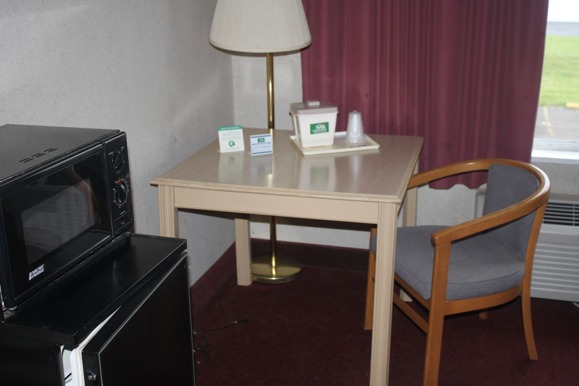 Super 6 Inn and Suites