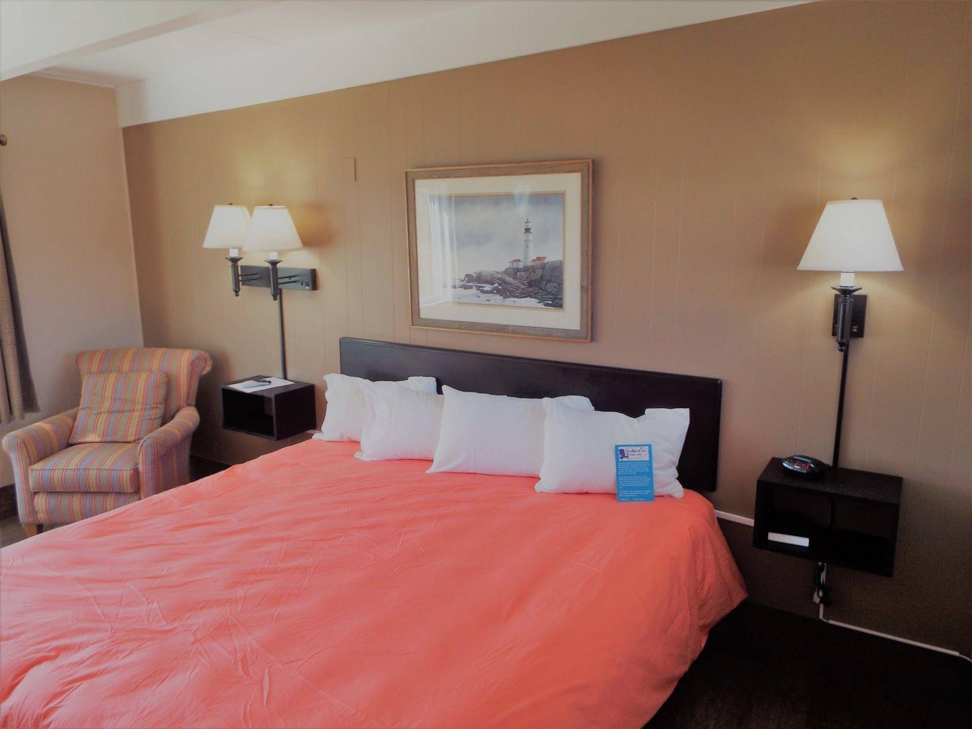 Beachfront Inn Baileys Harbor